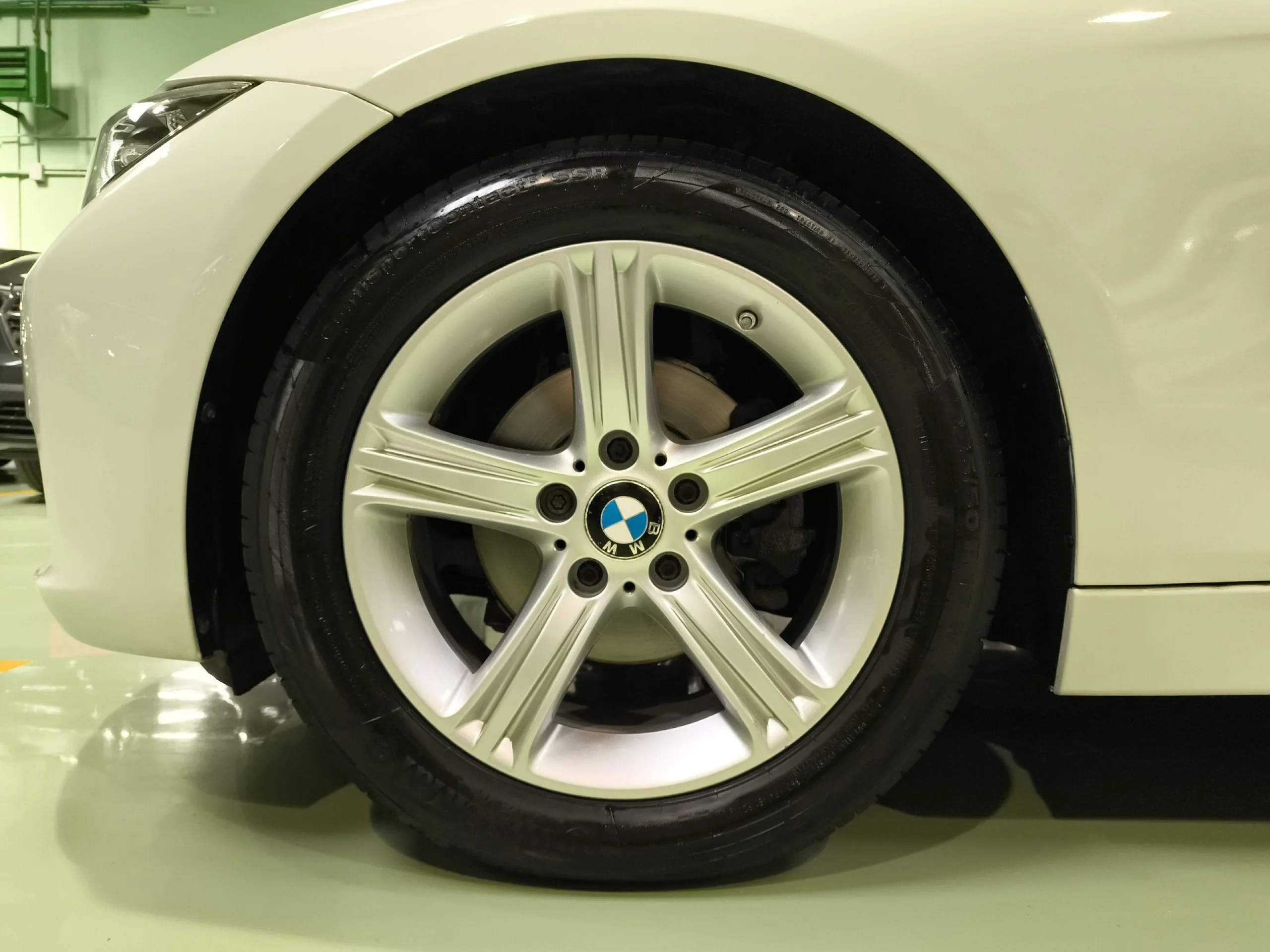 BMW Serie 3 318d 105 kW (143 CV) - Foto 7