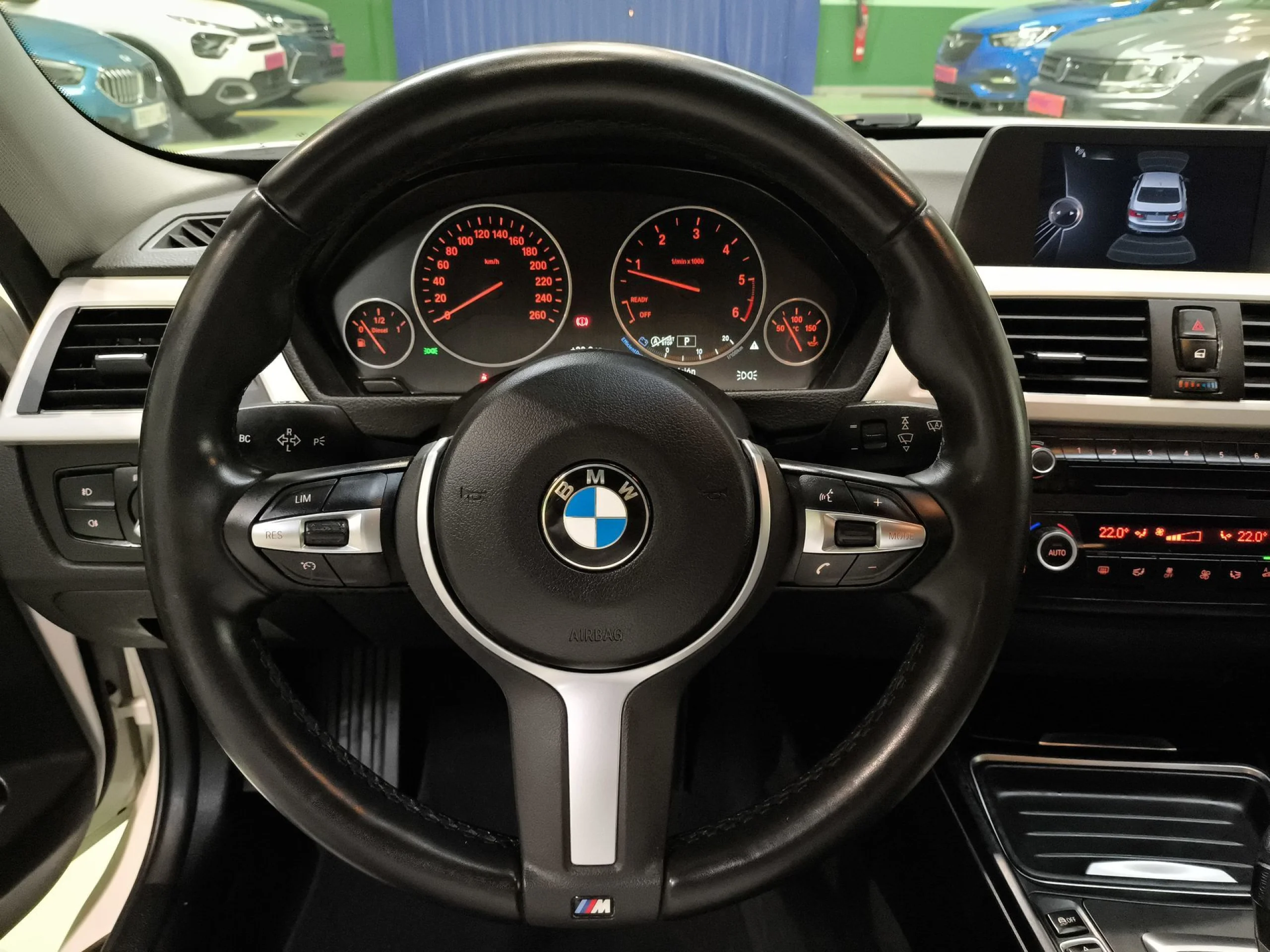 BMW Serie 3 318d 105 kW (143 CV) - Foto 13