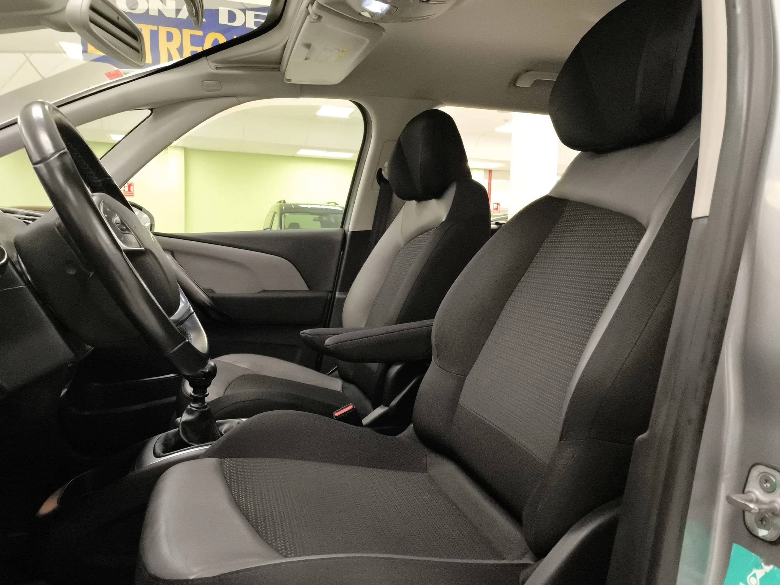 Citroen Grand C4 Spacetourer PureTech 130 SANDS Shine 96 kW (130 CV) - Foto 8