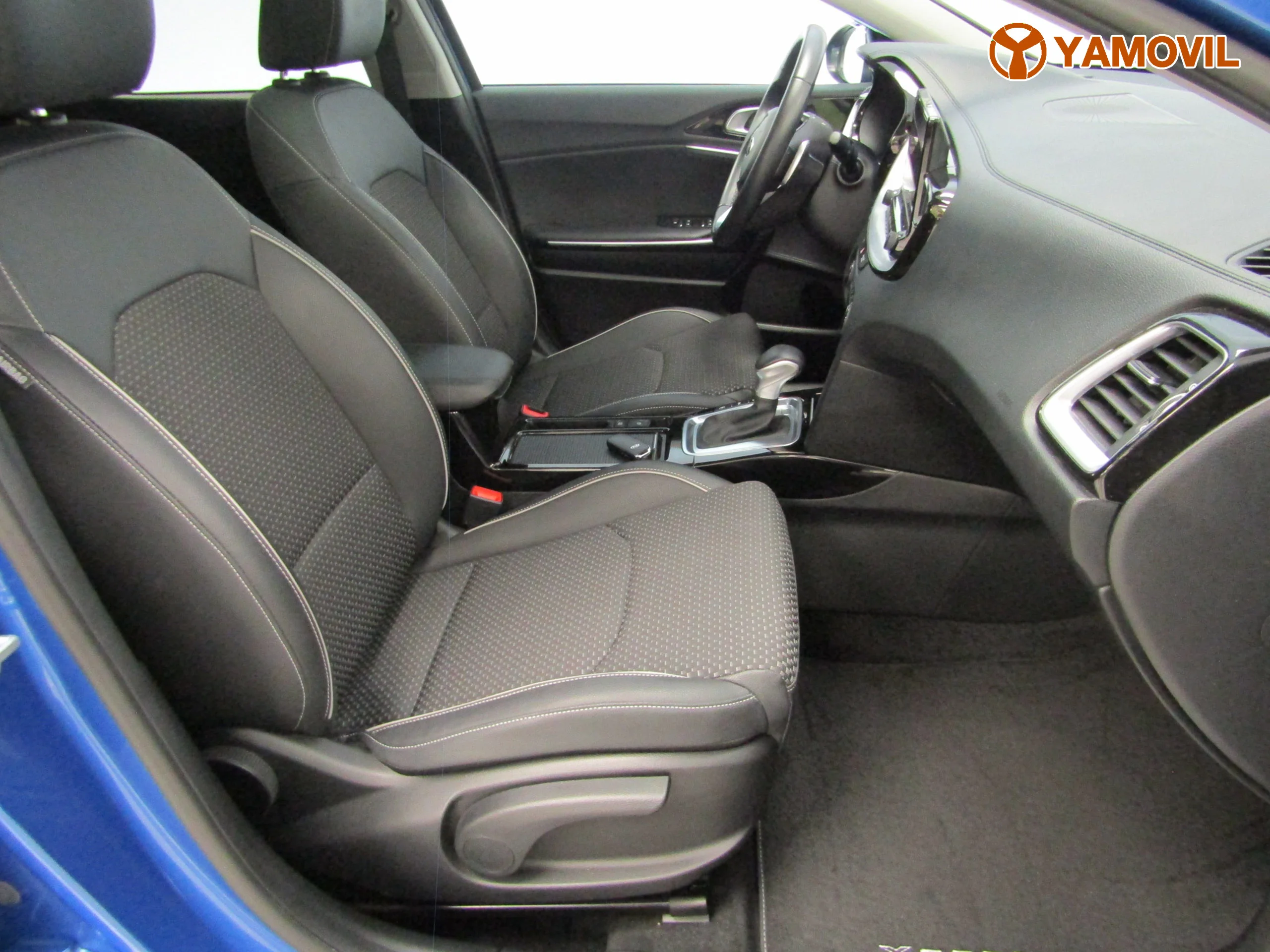 Kia Ceed X-CEED 1.6 T-GDI EMOTION DCT - Foto 12