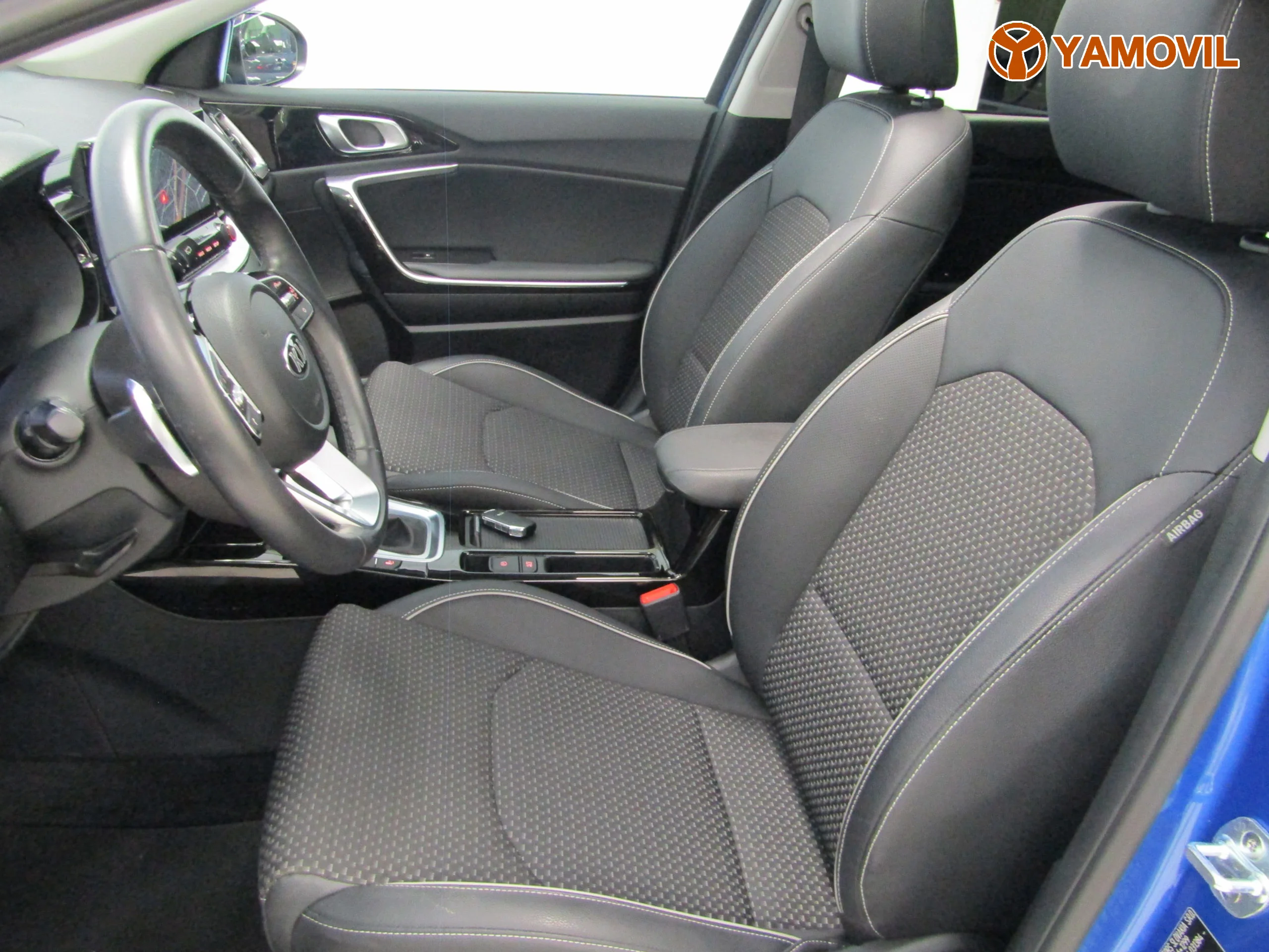 Kia Ceed X-CEED 1.6 T-GDI EMOTION DCT - Foto 19