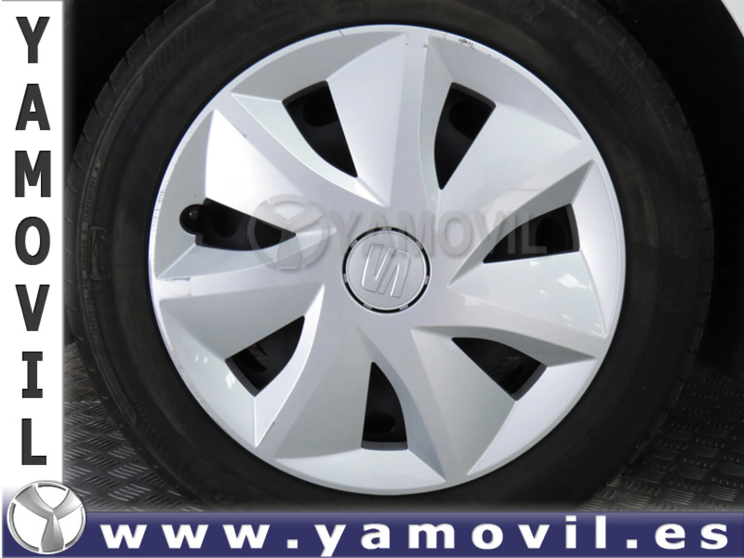 Seat Leon 1.6 105CV REFERENCE 5P - Foto 9