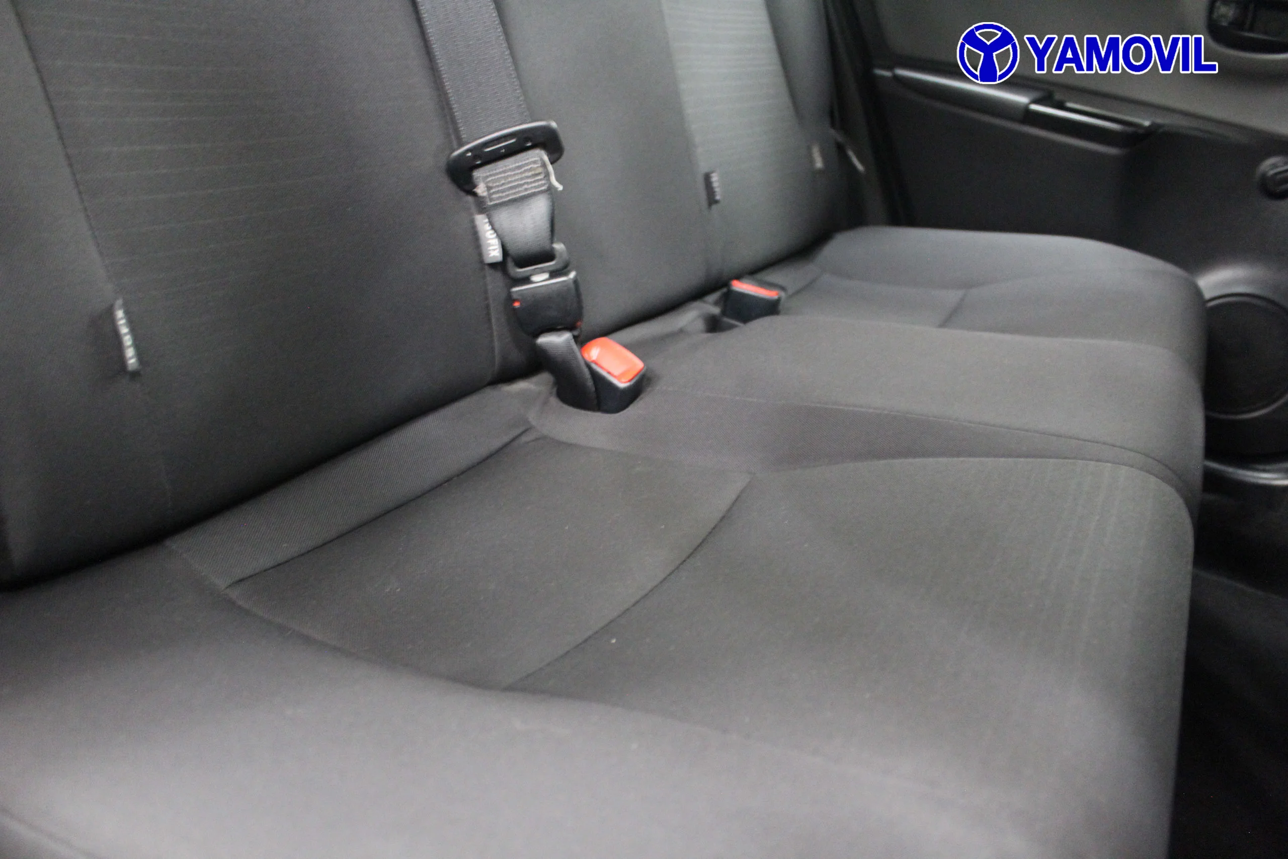 Toyota Yaris 70 City 51 kW (69 CV) - Foto 19