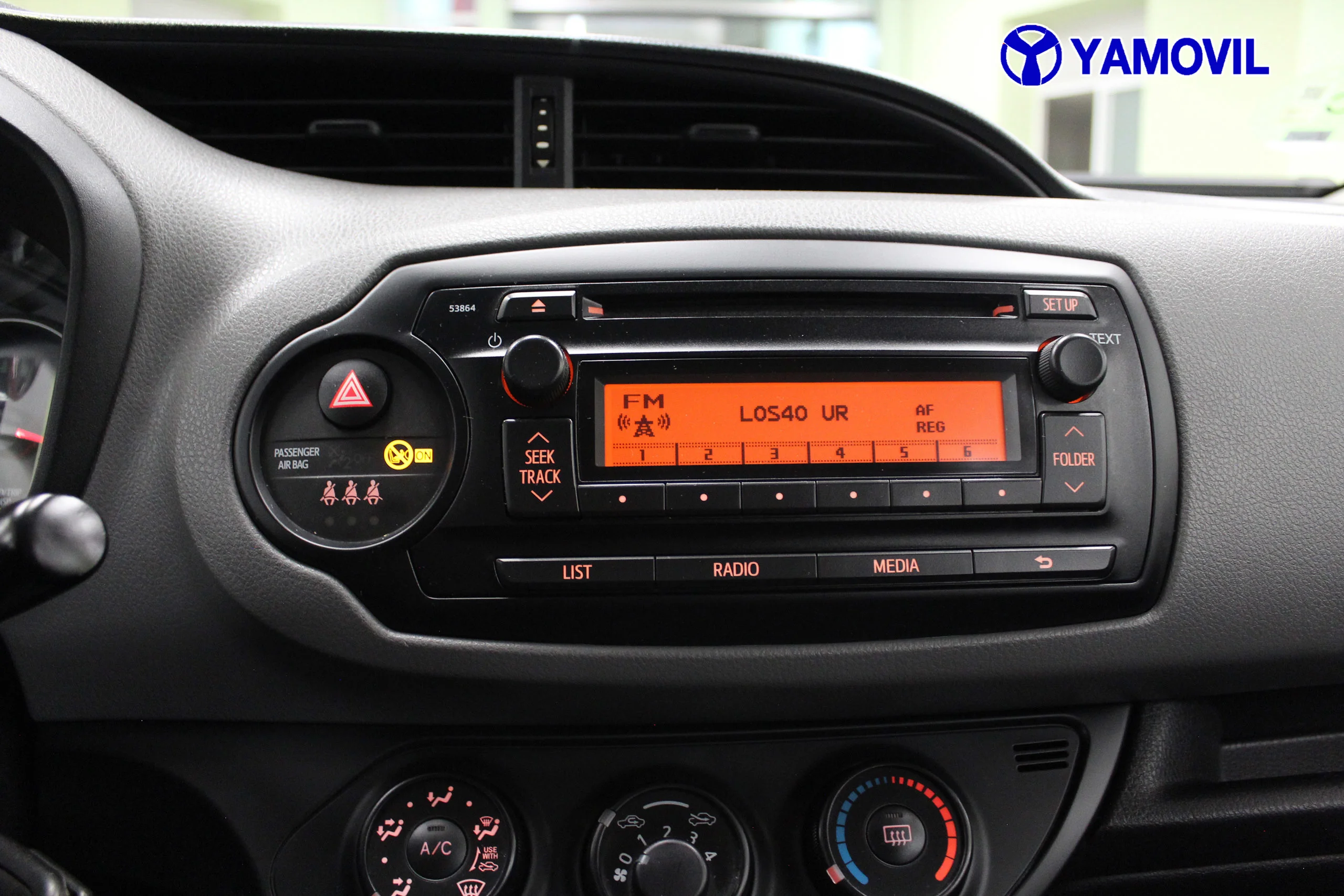 Toyota Yaris 70 City 51 kW (69 CV) - Foto 25