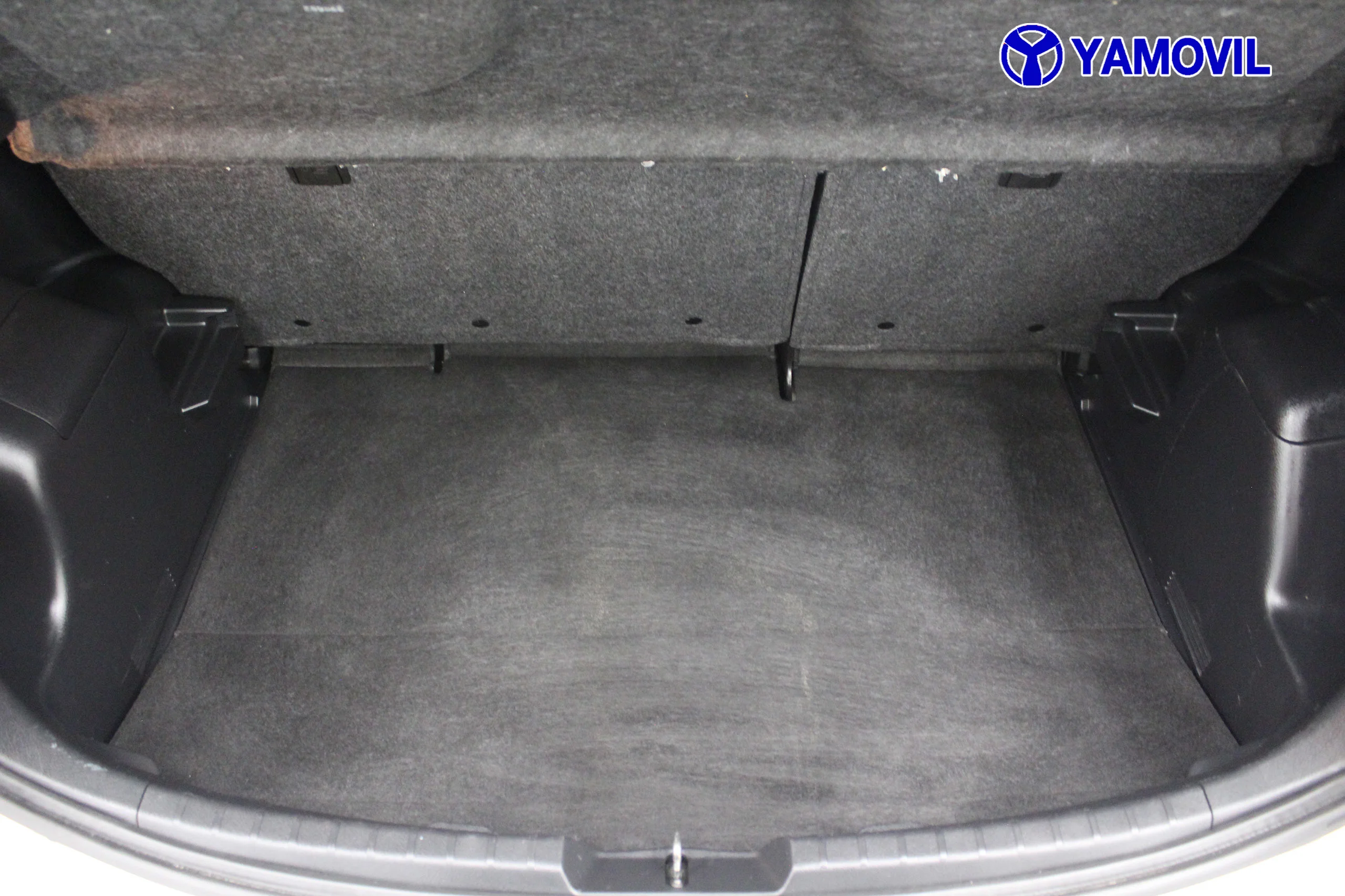 Toyota Yaris 70 City 51 kW (69 CV) - Foto 28