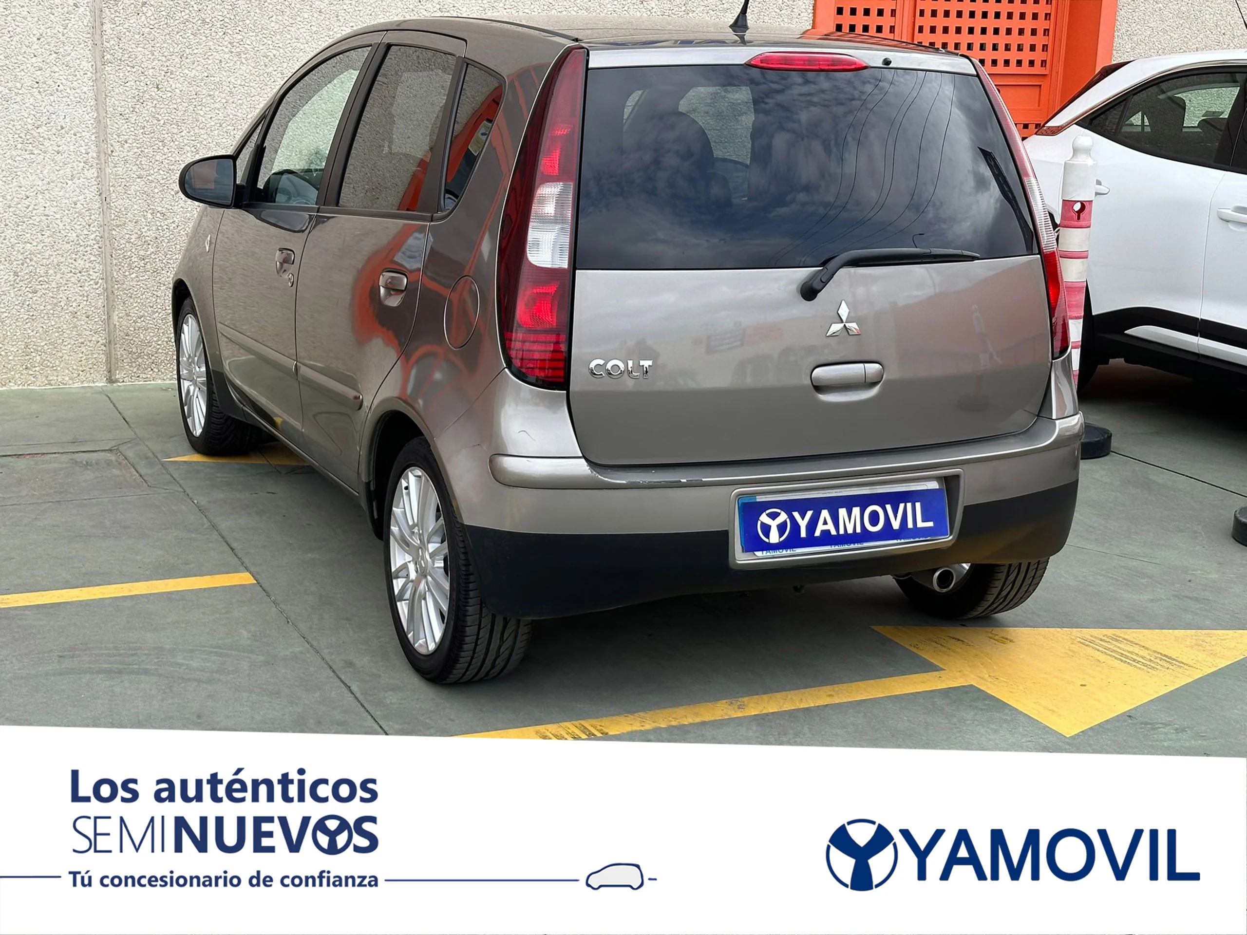 Mitsubishi Colt 1.3 CLEA TEC INTENSE 5P - Foto 6