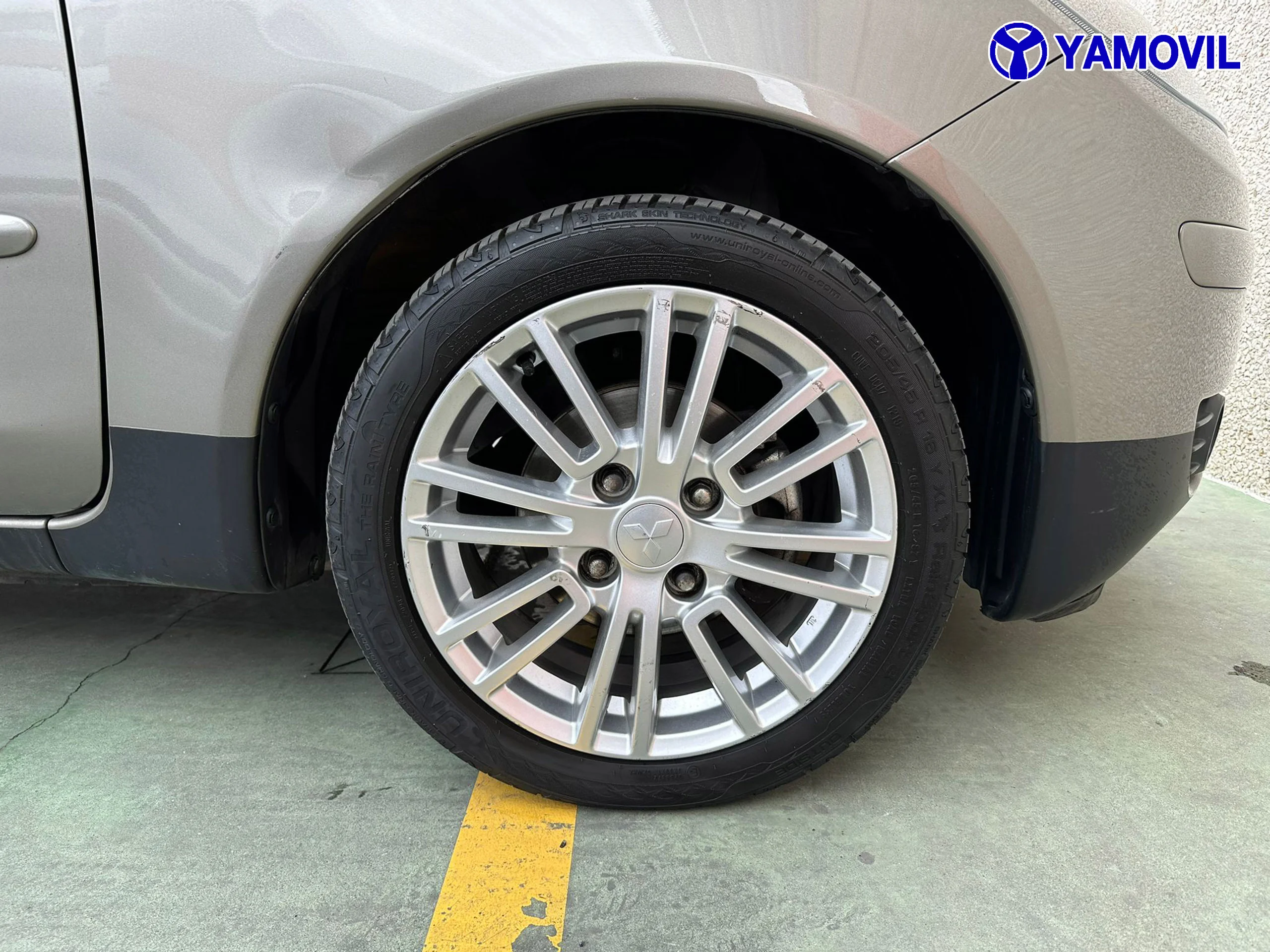 Mitsubishi Colt 1.3 CLEA TEC INTENSE 5P - Foto 9