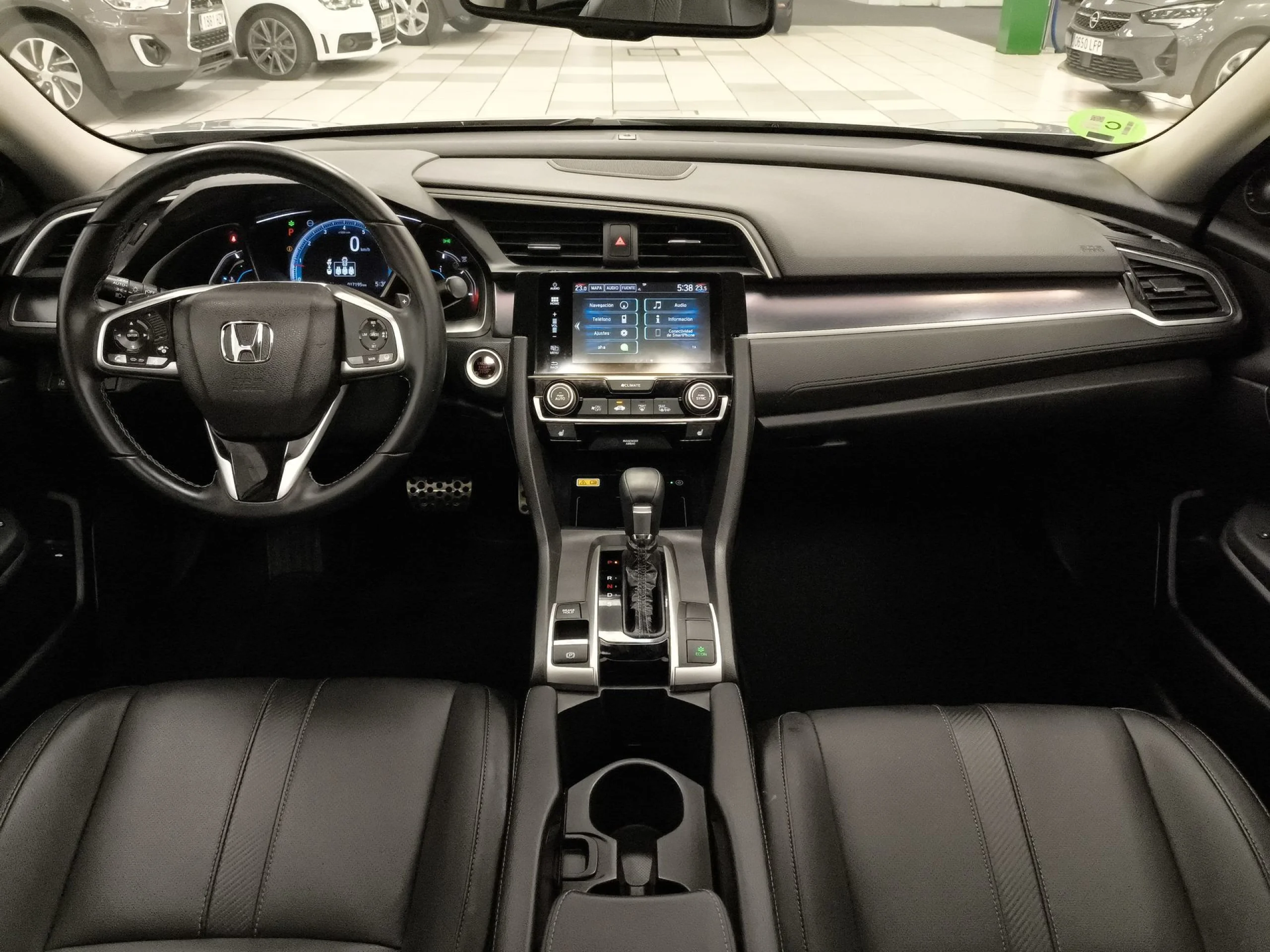 Honda Civic 1.5 I-VTEC Sedan Executive CVT 134 kW (182 CV) - Foto 11