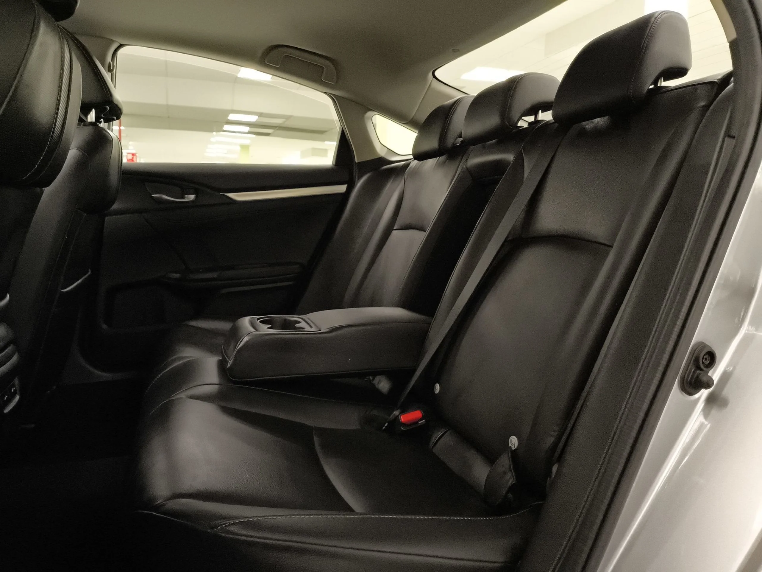 Honda Civic 1.5 I-VTEC Sedan Executive CVT 134 kW (182 CV) - Foto 27