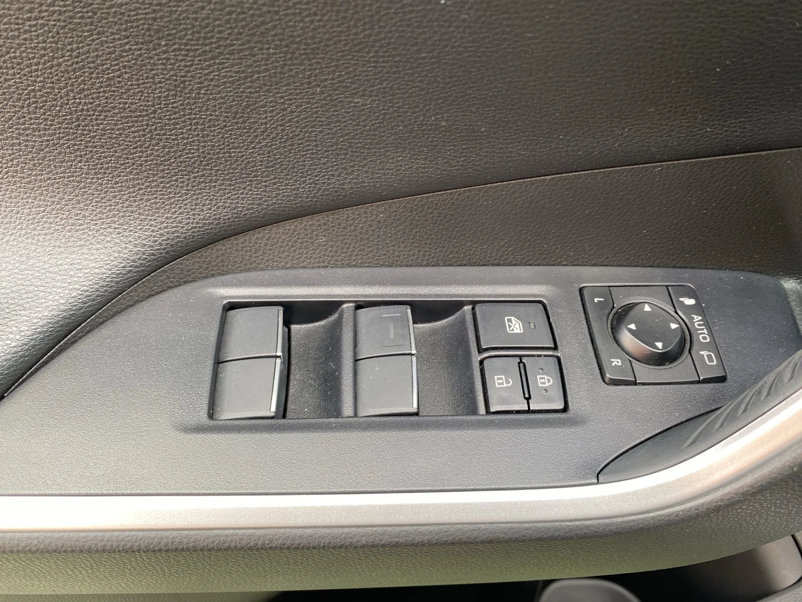 Toyota Rav4 2.5l hybrid Advance Plus 160 kW (218 CV) - Foto 10