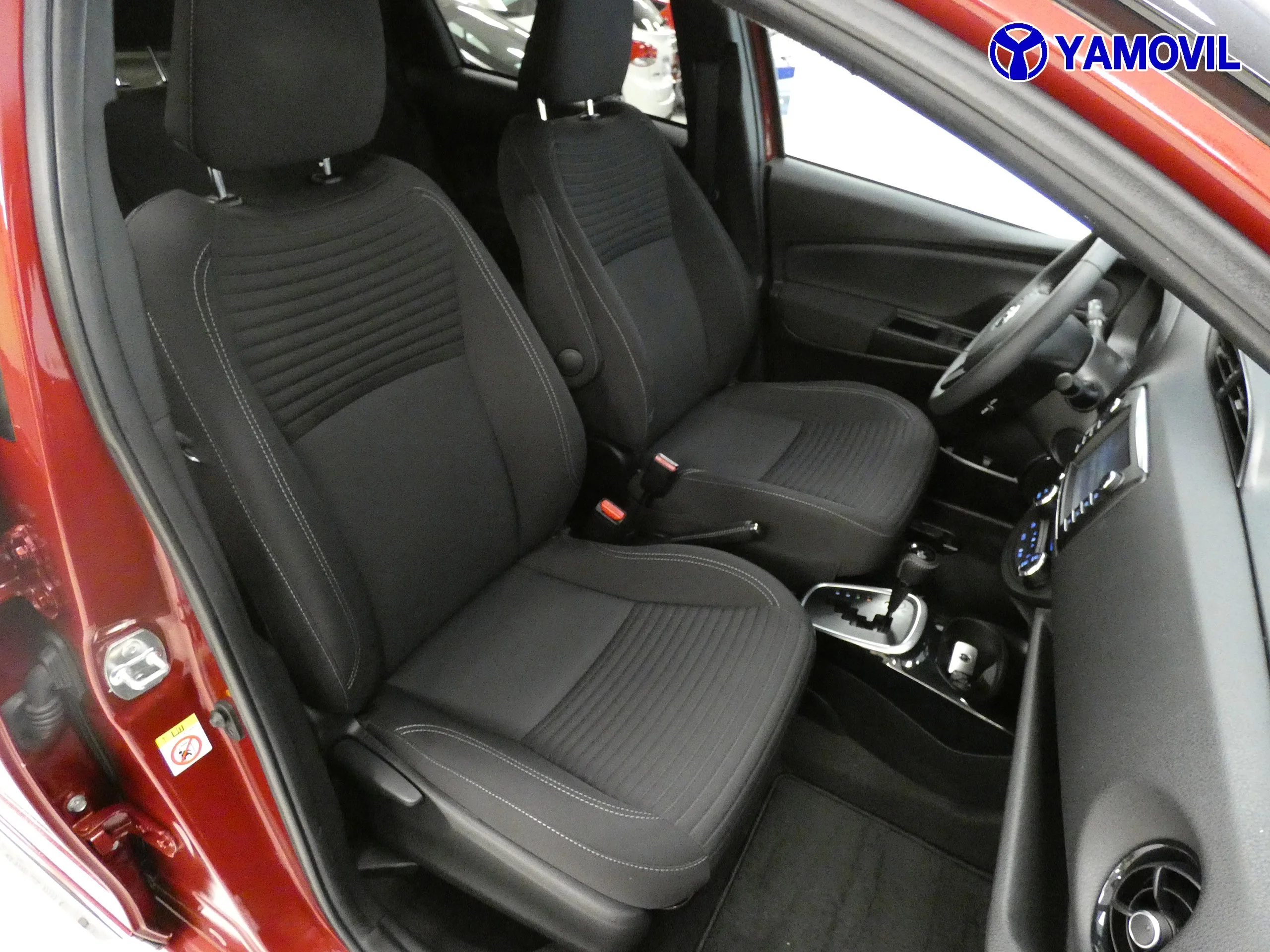 Toyota Yaris FEEL EDITION BITONO - Foto 15