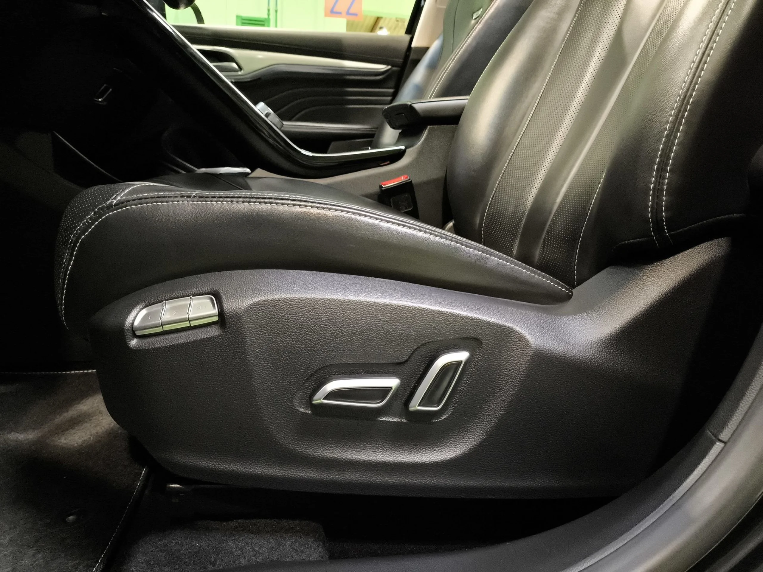 MG Marvel R 70kWh Performance 212 kW (288 CV) - Foto 9