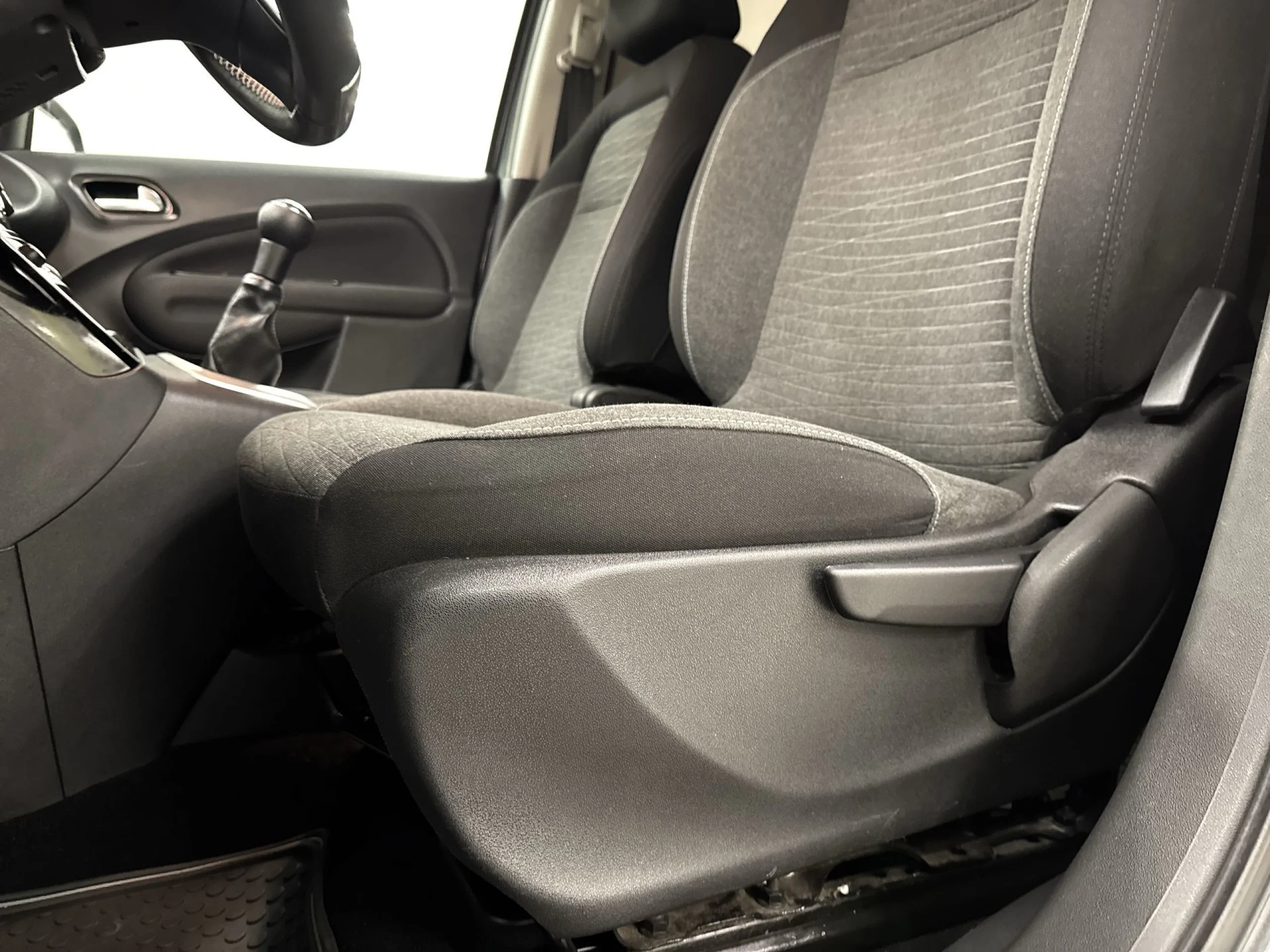 Citroen C3 Picasso PureTech 110 Feel Edition 81 kW (110 CV) - Foto 9