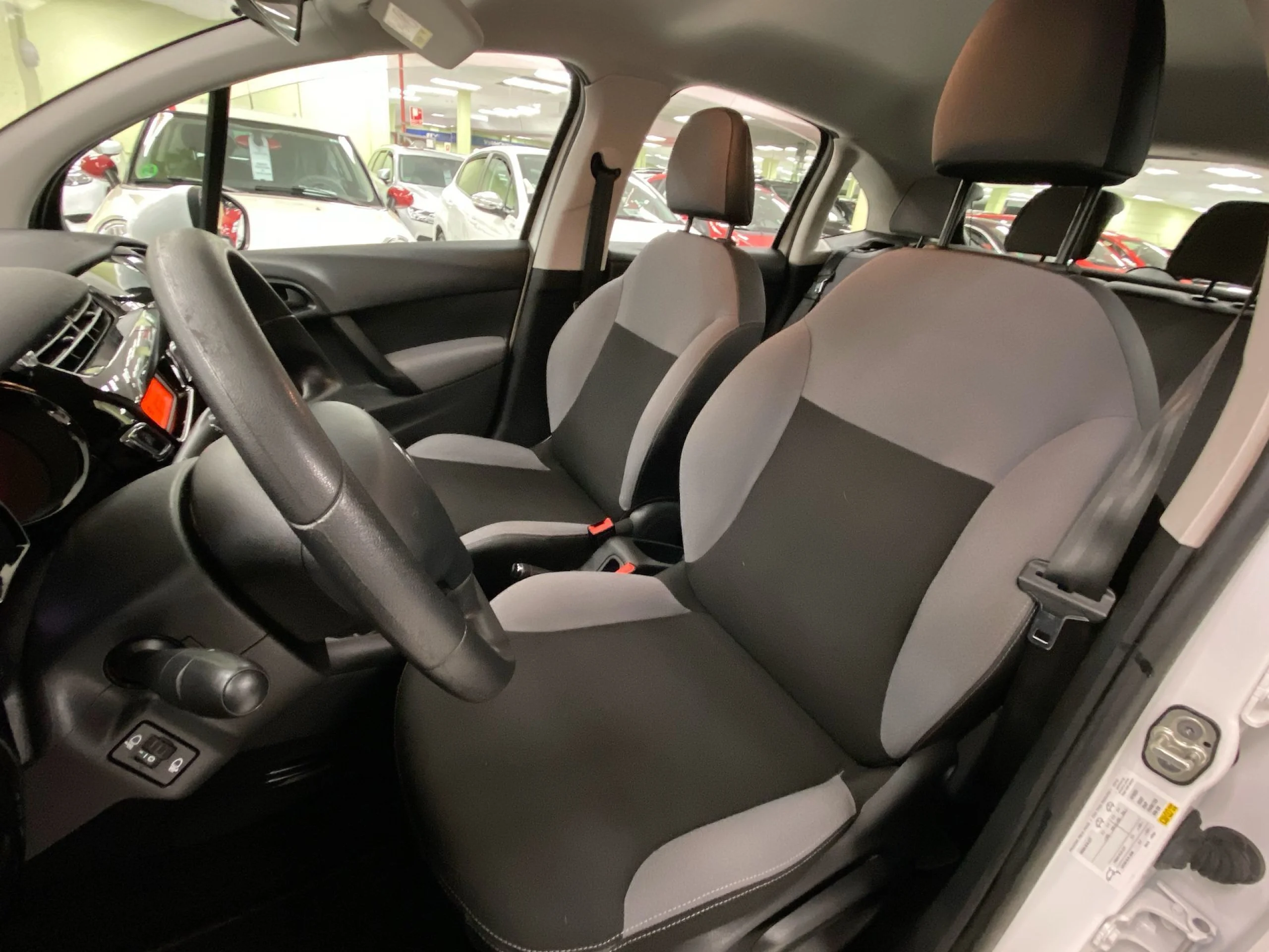 Citroen C3 PureTech 82 Tonic 60 kW (82 CV) - Foto 8