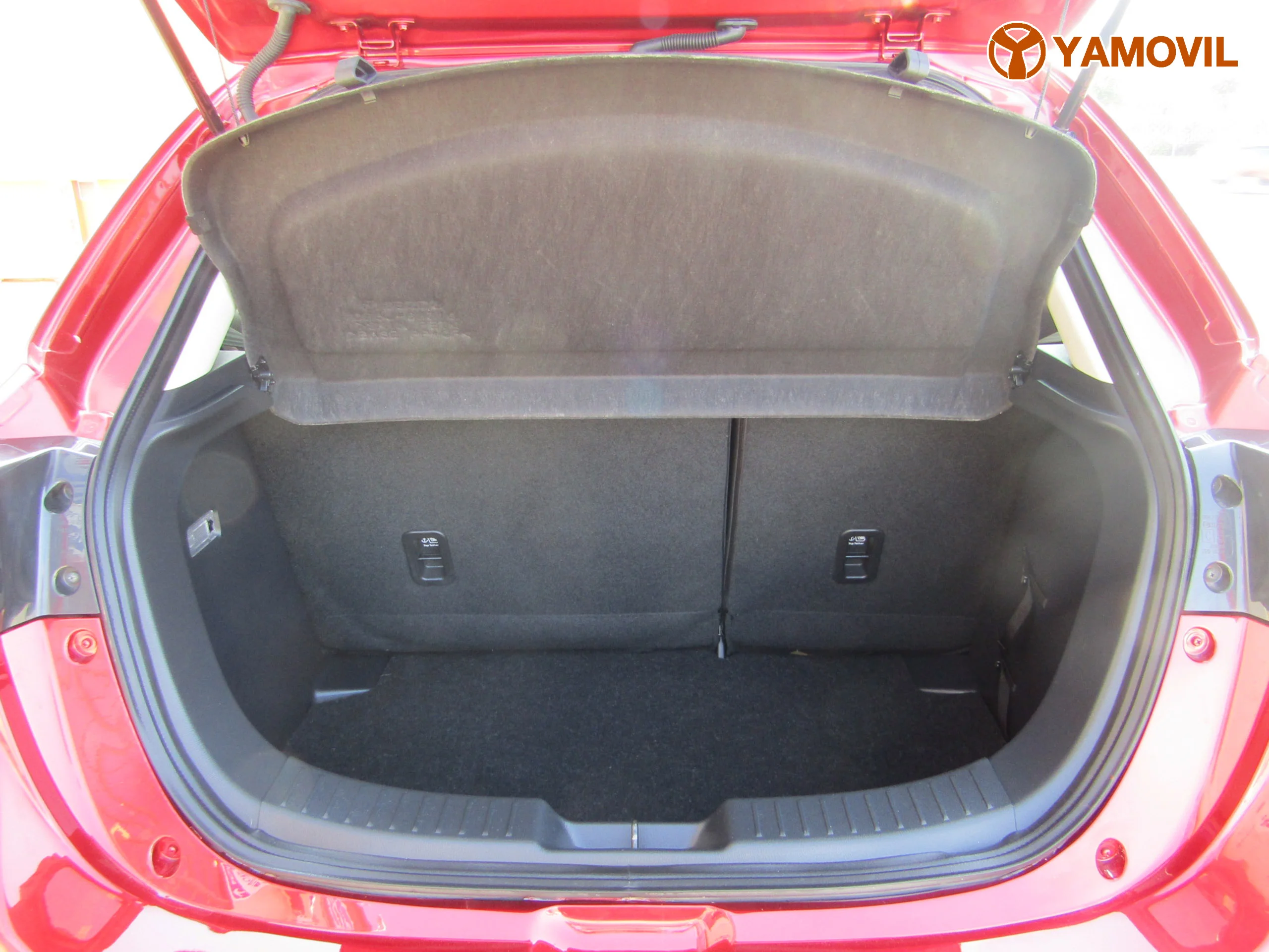 Mazda 2 1.5 BLACK TECH NAVI - Foto 7