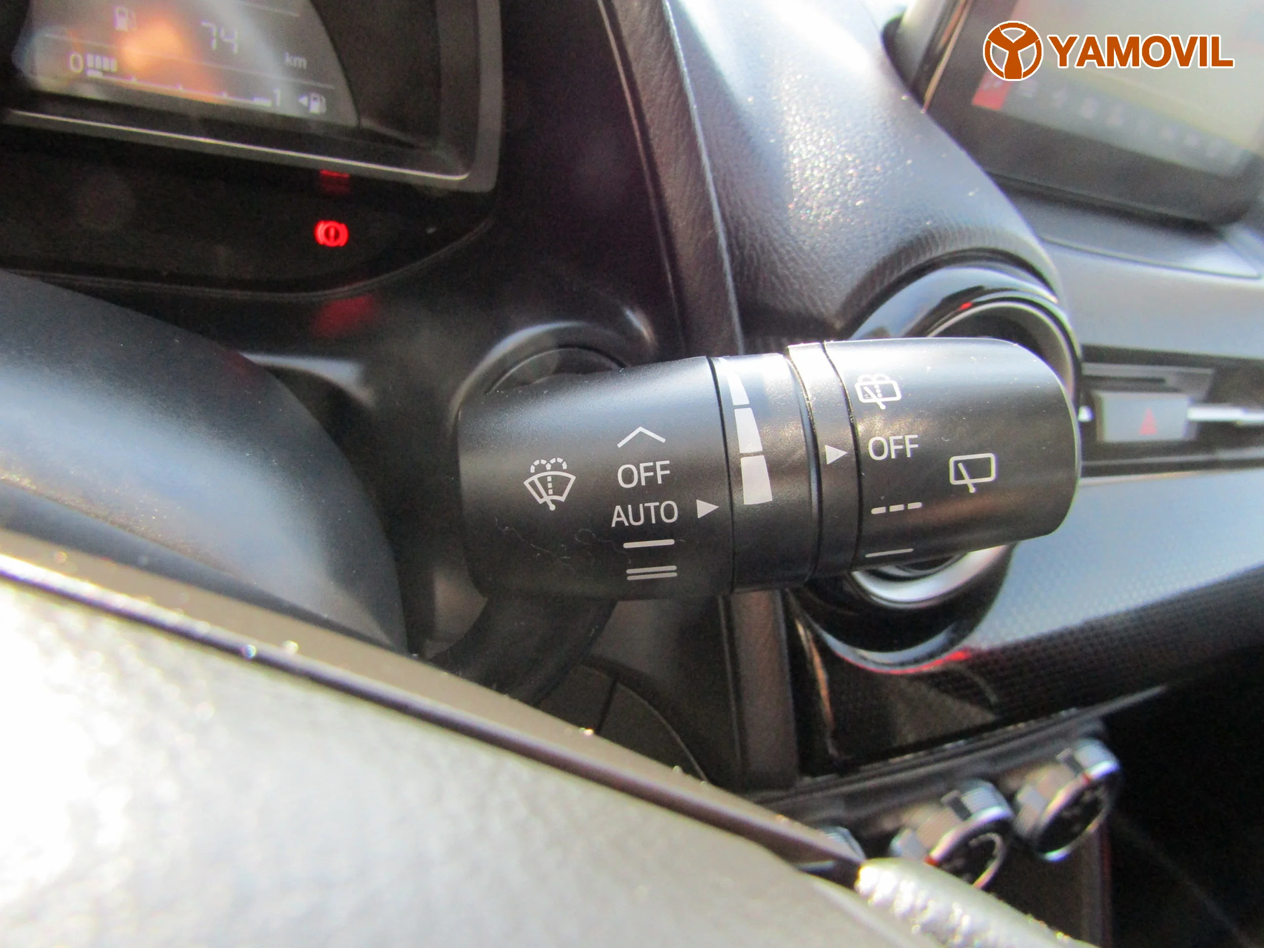 Mazda 2 1.5 BLACK TECH NAVI - Foto 32