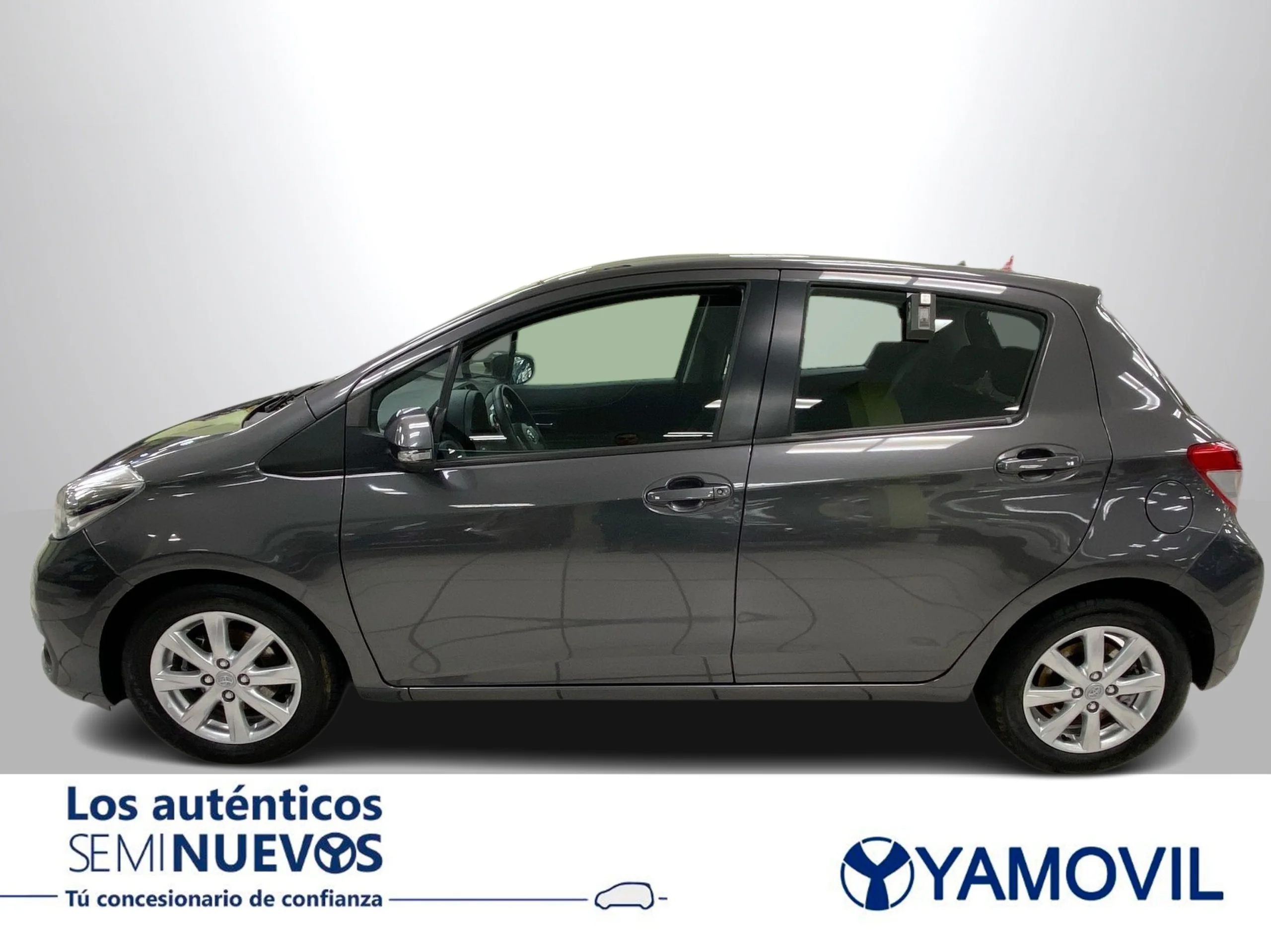 Toyota Yaris 90D Active 66 kW (90 CV) - Foto 4