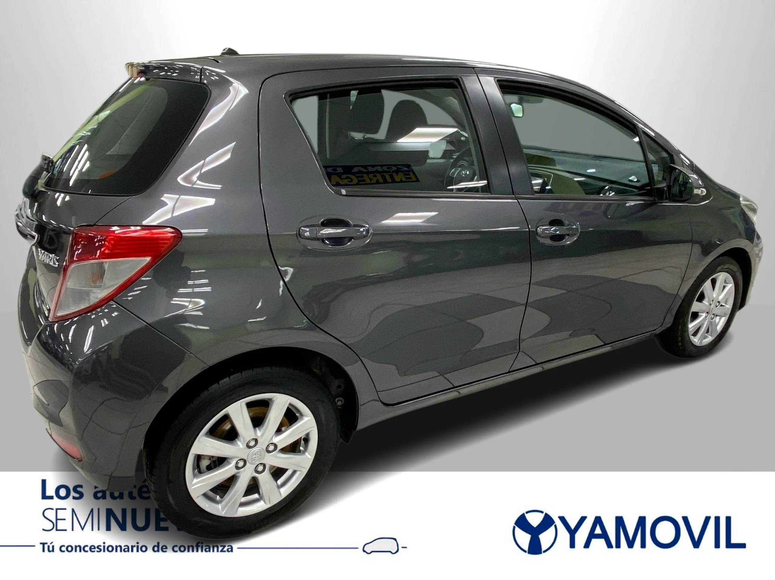 Toyota Yaris 90D Active 66 kW (90 CV) - Foto 6