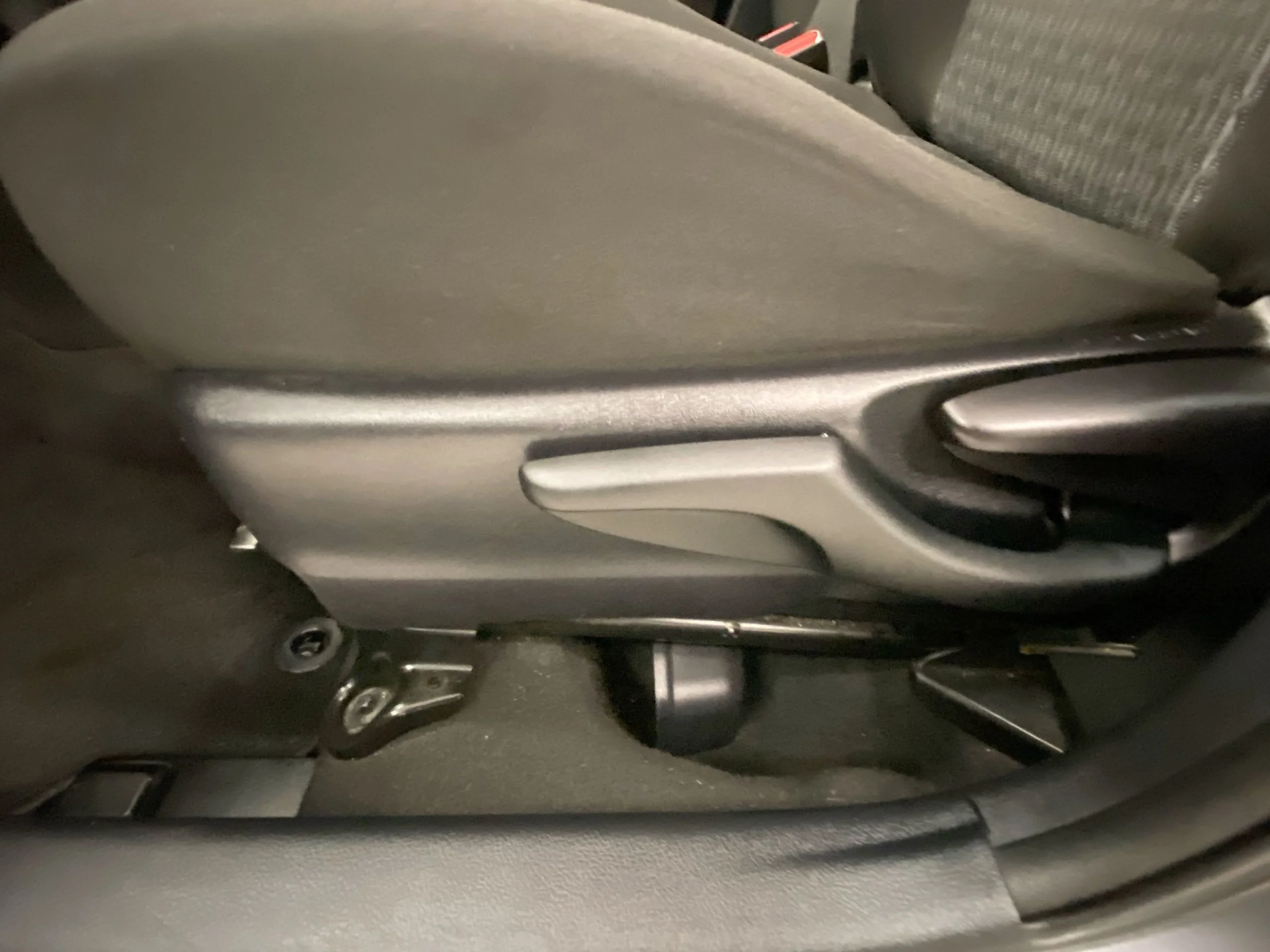 Toyota Yaris 90D Active 66 kW (90 CV) - Foto 9