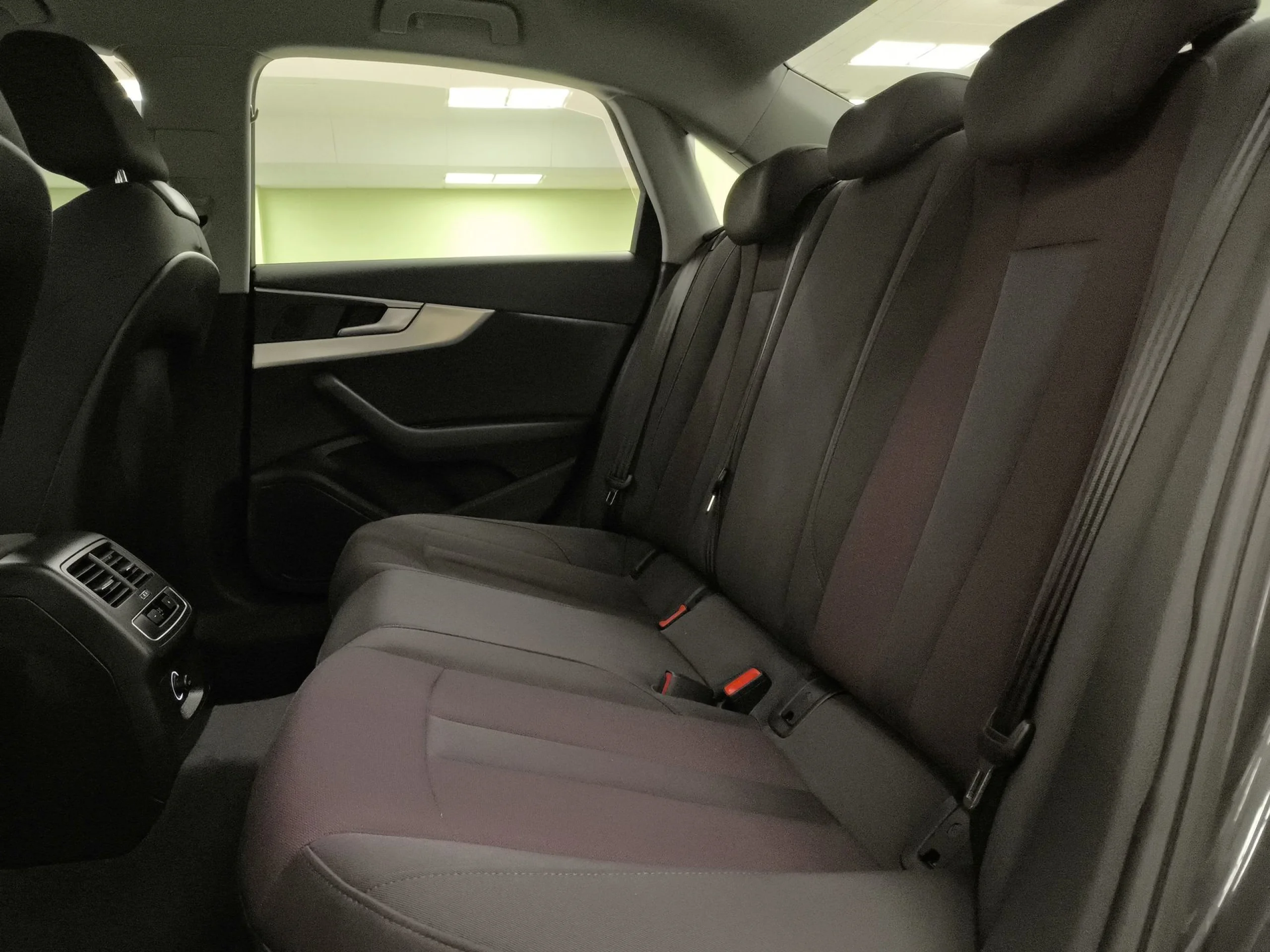 Audi A4 S line 35 TFSI 110 kW (150 CV) - Foto 18