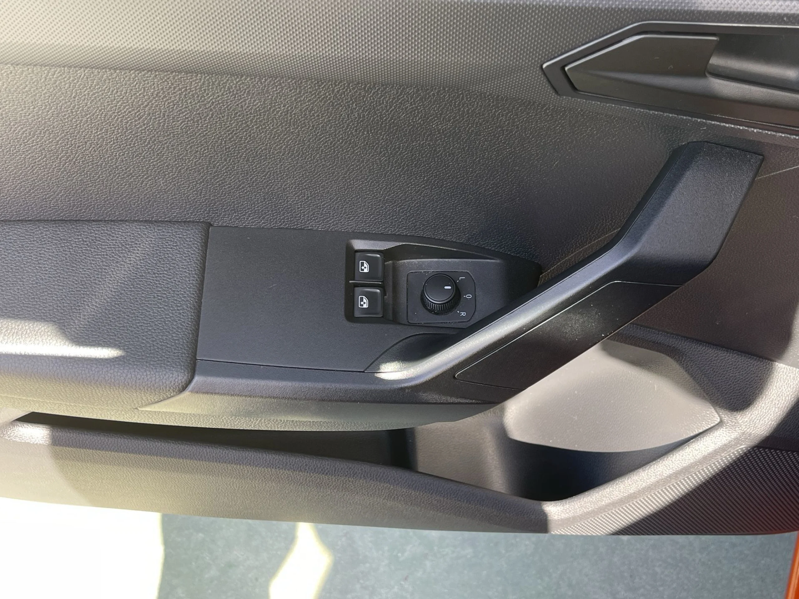 Seat Ibiza 1.0 EcoTSI SANDS Reference Plus 70 kW (95 CV) - Foto 9