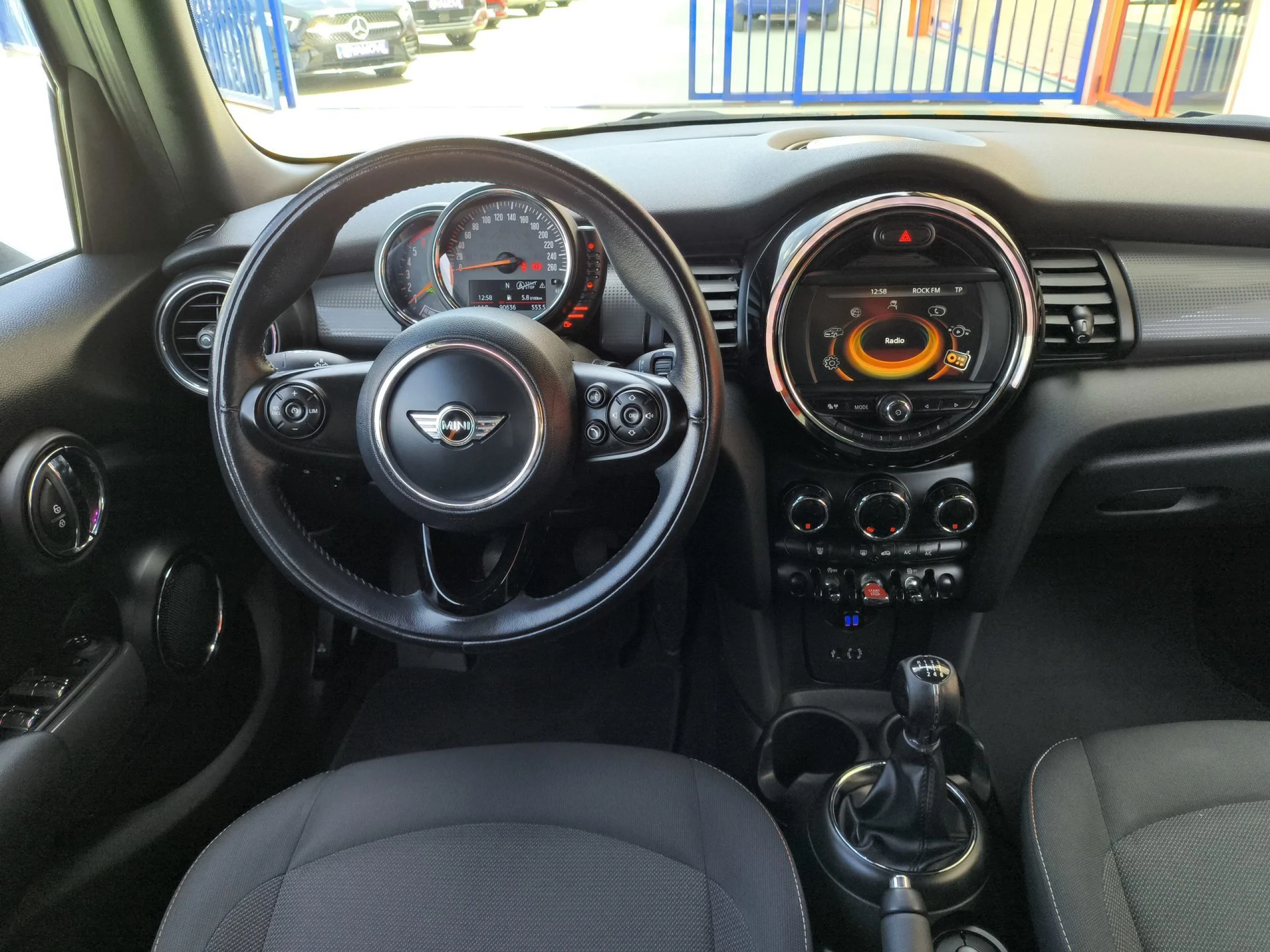 MINI MINI 5 Puertas Cooper D 85 kW (116 CV) - Foto 16
