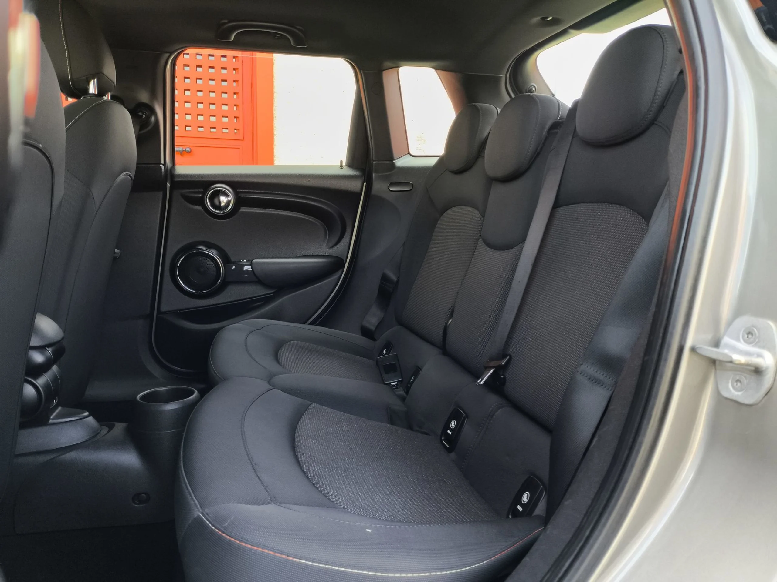 MINI MINI 5 Puertas Cooper D 85 kW (116 CV) - Foto 17