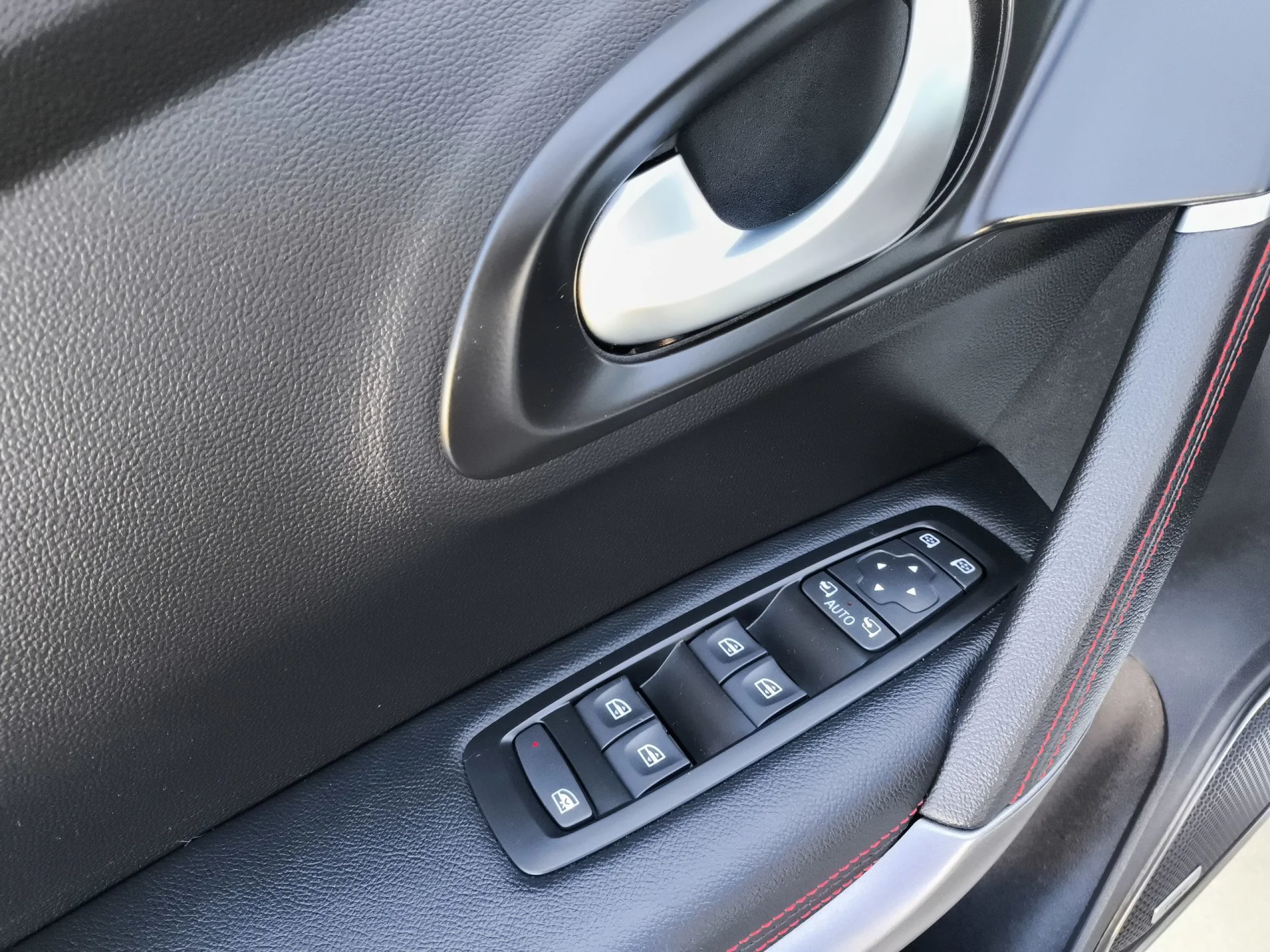 Renault Kadjar Black Edition GPF TCe 117 kW (160 CV) EDC - Foto 10