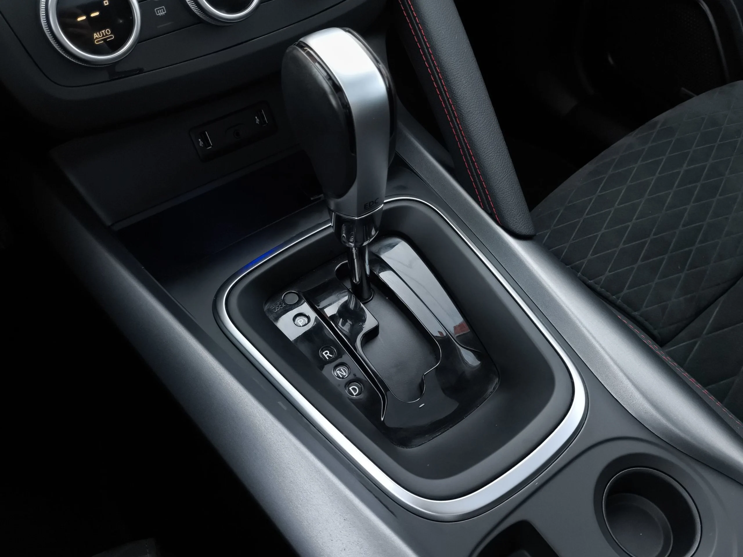 Renault Kadjar Black Edition GPF TCe 117 kW (160 CV) EDC - Foto 20