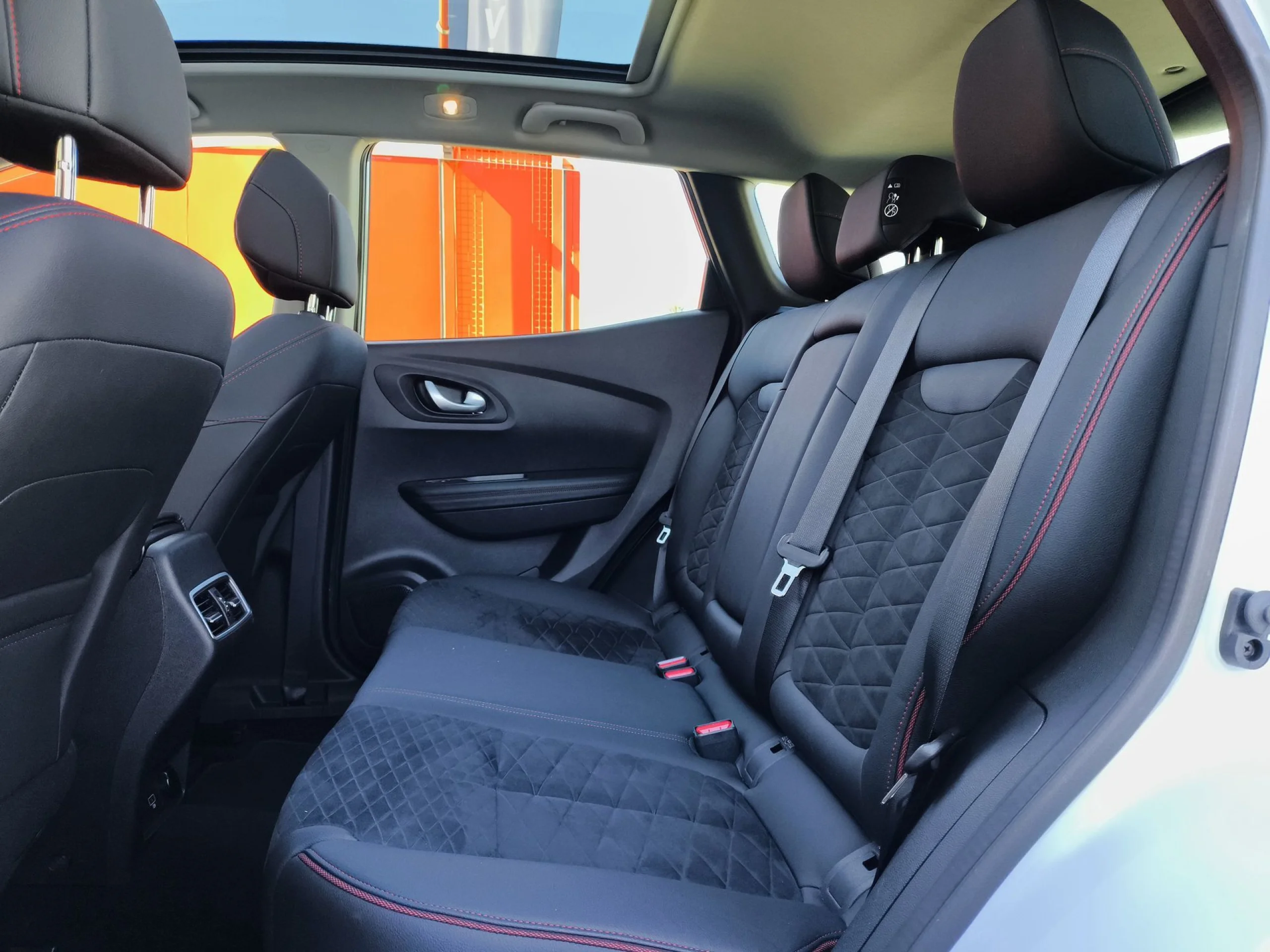 Renault Kadjar Black Edition GPF TCe 117 kW (160 CV) EDC - Foto 23