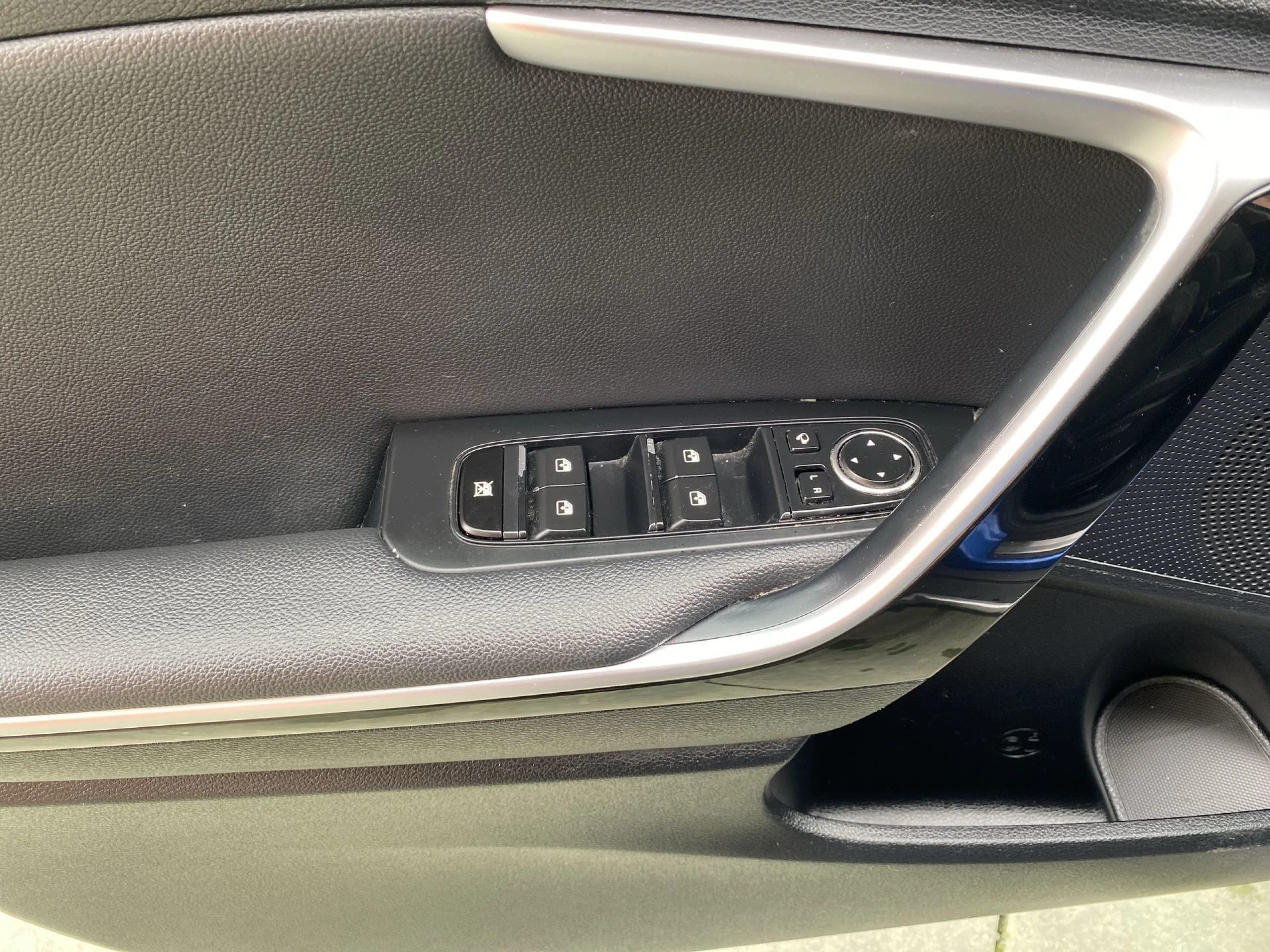 Kia Xceed 1.6 CRDi Tech 100 kW (136 CV) - Foto 10