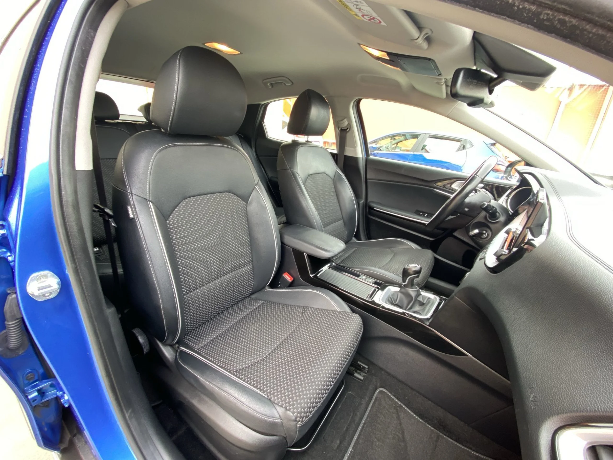 Kia Xceed 1.6 CRDi Tech 100 kW (136 CV) - Foto 21