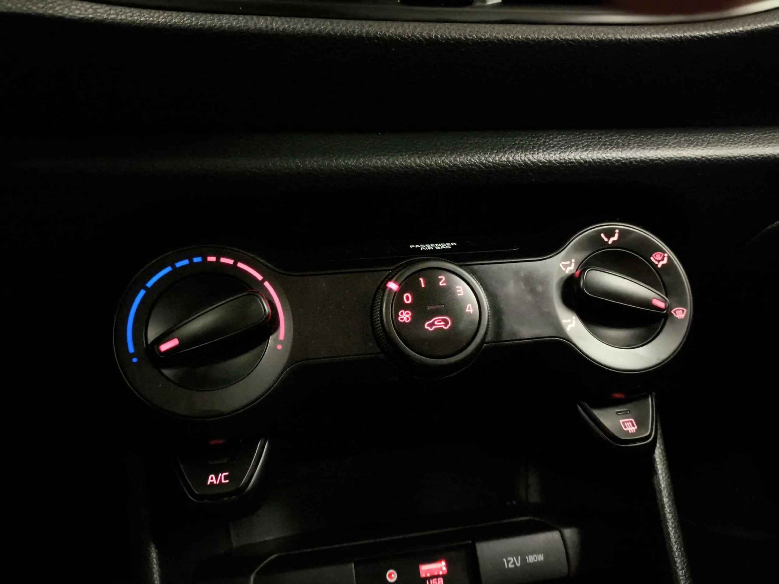 Kia Picanto 1.0 CVVT Concept 49 kW (67 CV) - Foto 15