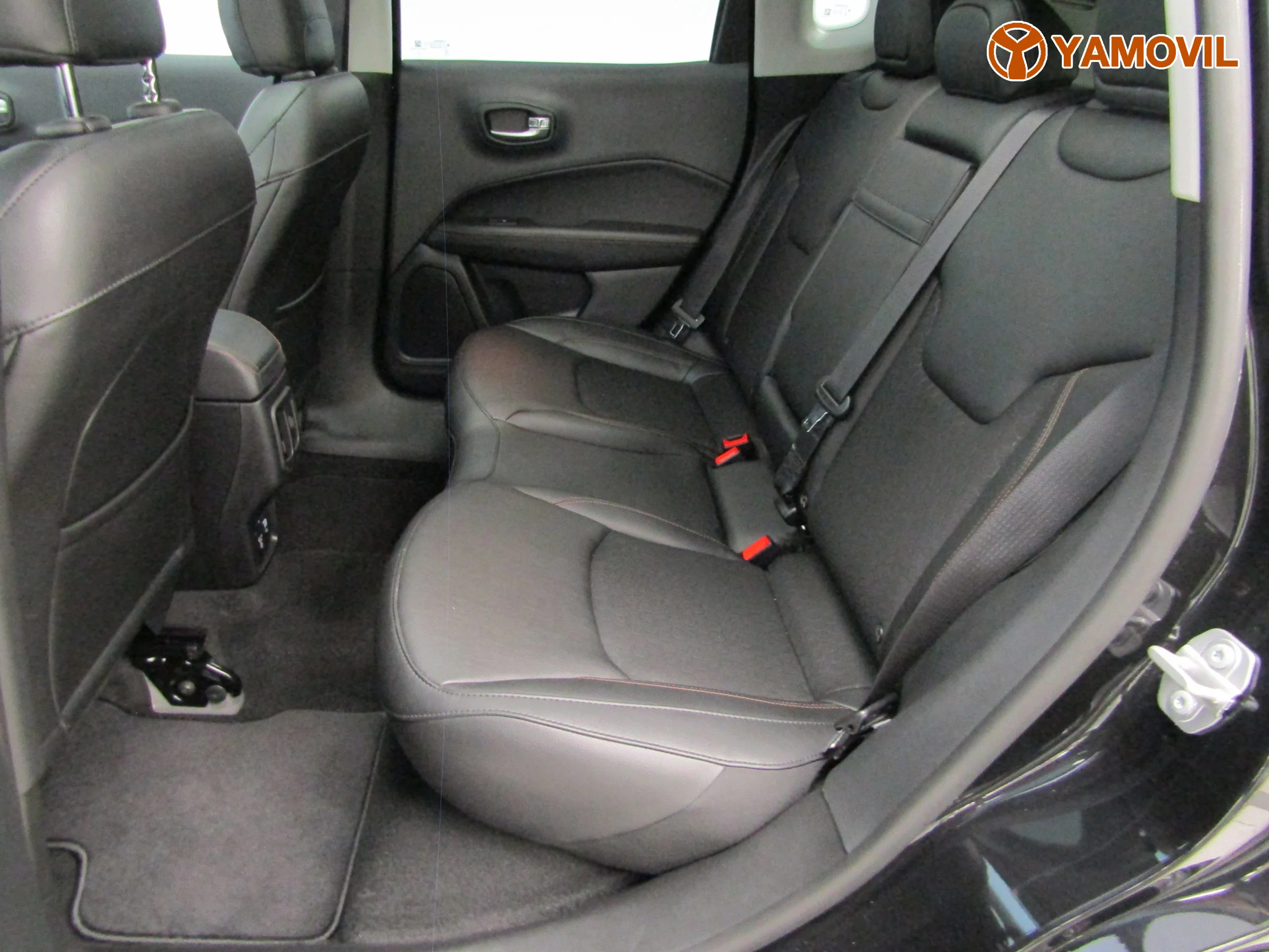 Jeep Compass LIMITED 4X2 AUT - Foto 18