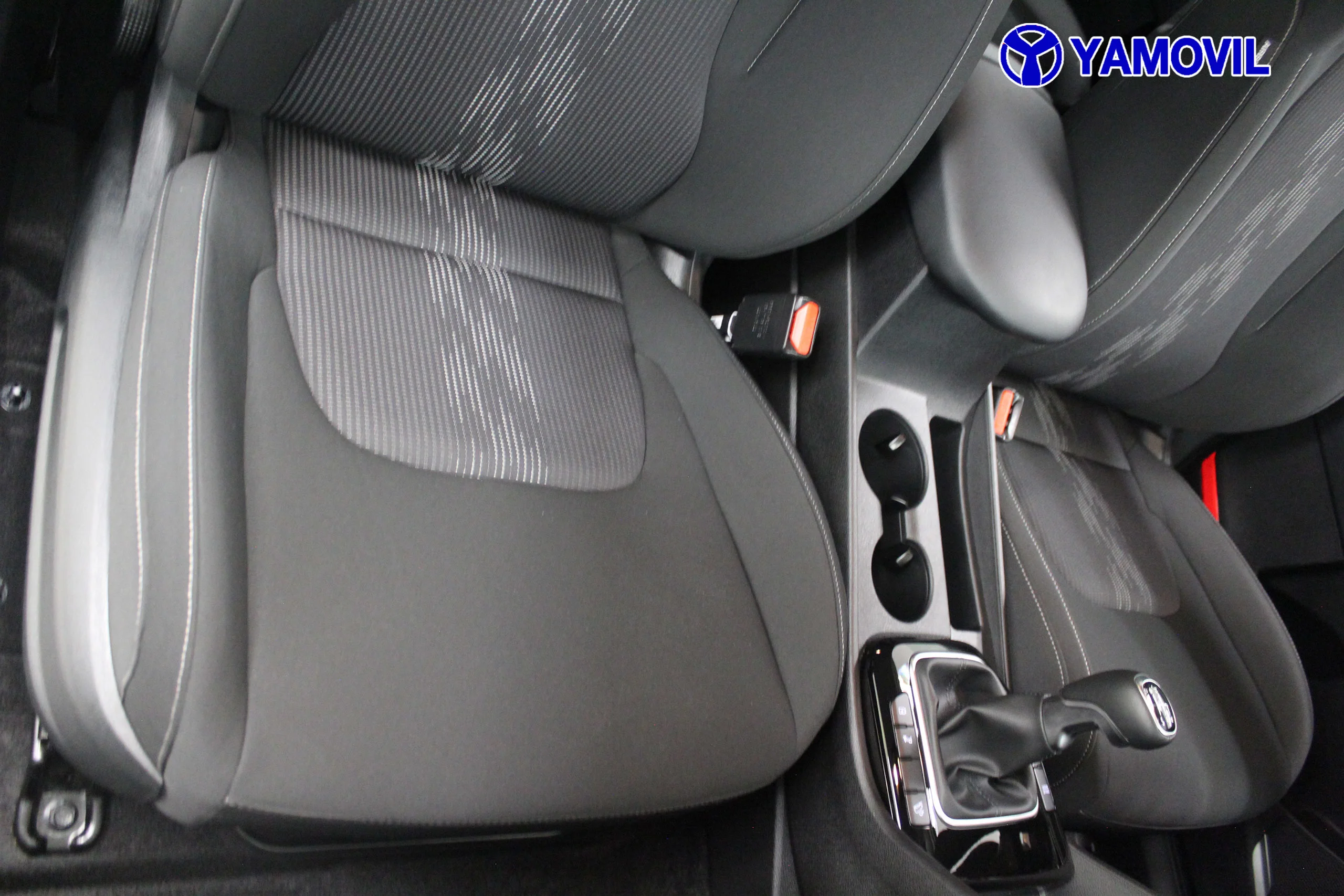 Kia Sportage 1.6 CRDi MHEV Drive 4x2 100 kW (136 CV) - Foto 17