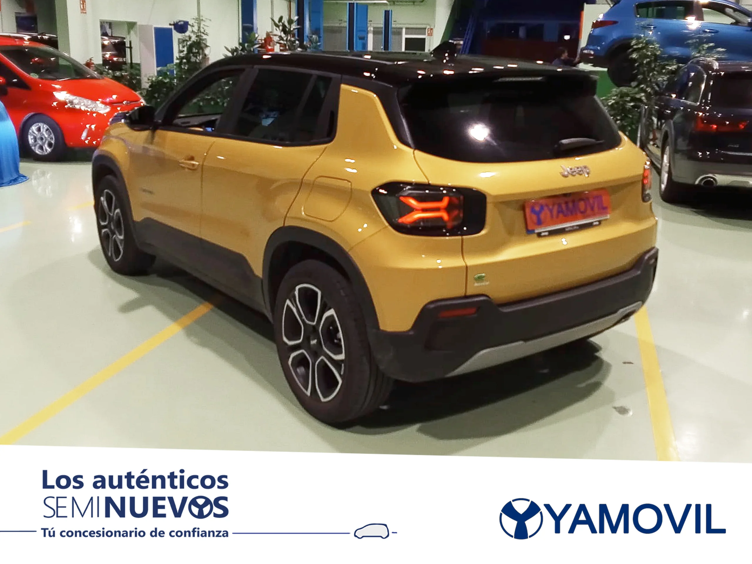 Jeep Avenger 1.2 eHybrid Summit 74 kW (100 CV) - Foto 4