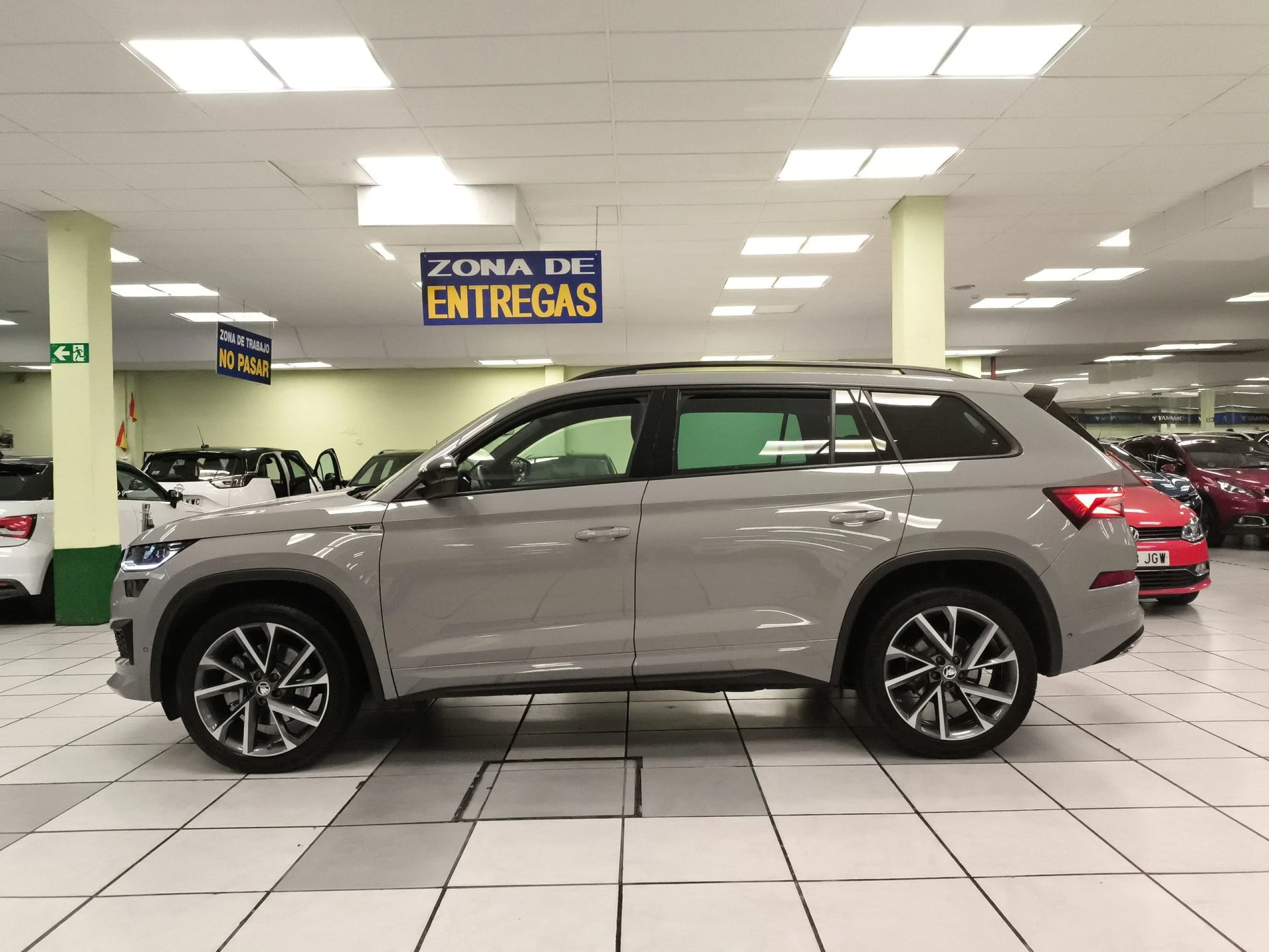 Skoda Kodiaq 2.0 TDI Sportline 4x4 DSG 147 kW (200 CV) - Foto 4