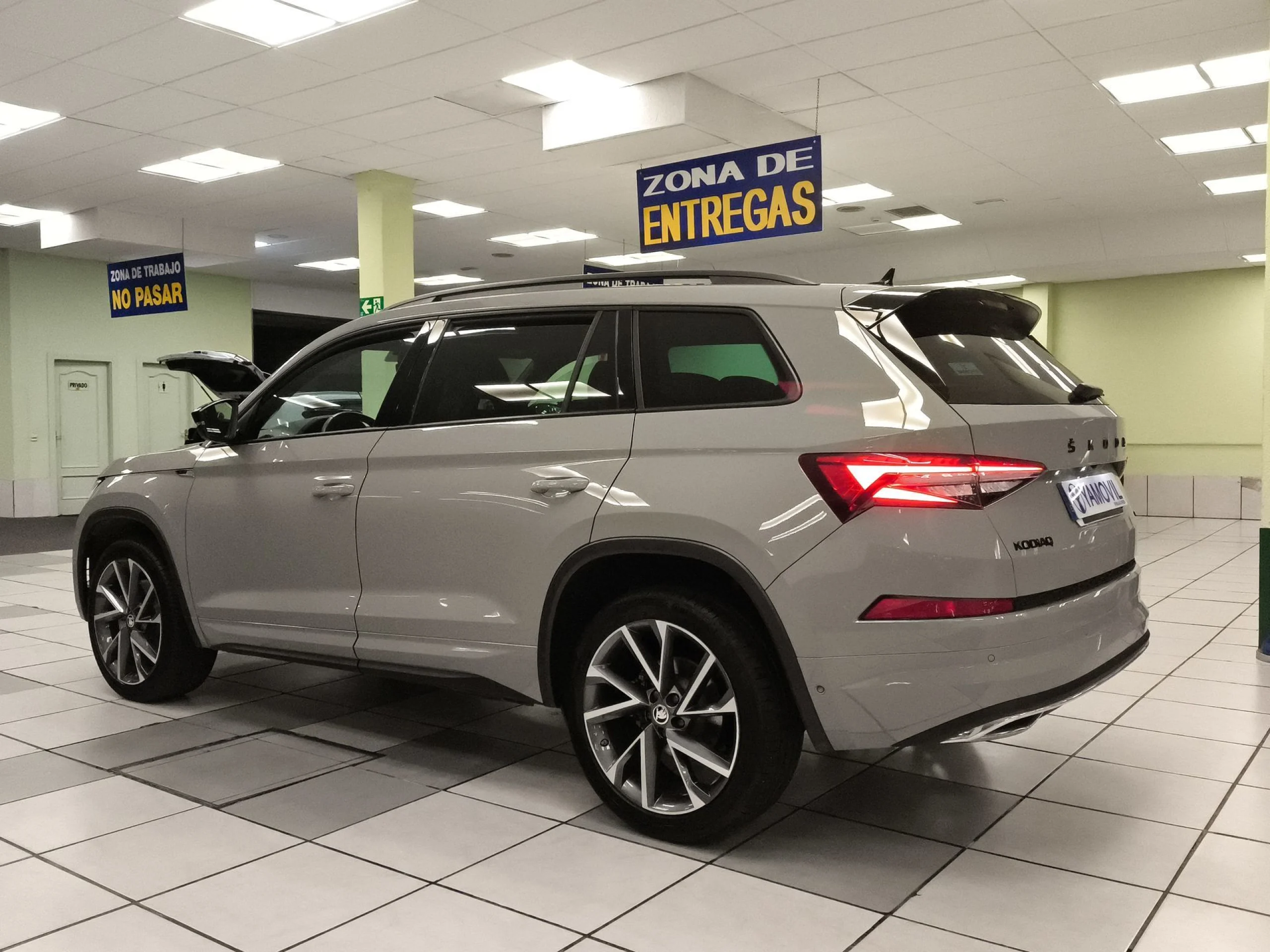 Skoda Kodiaq 2.0 TDI Sportline 4x4 DSG 147 kW (200 CV) - Foto 5