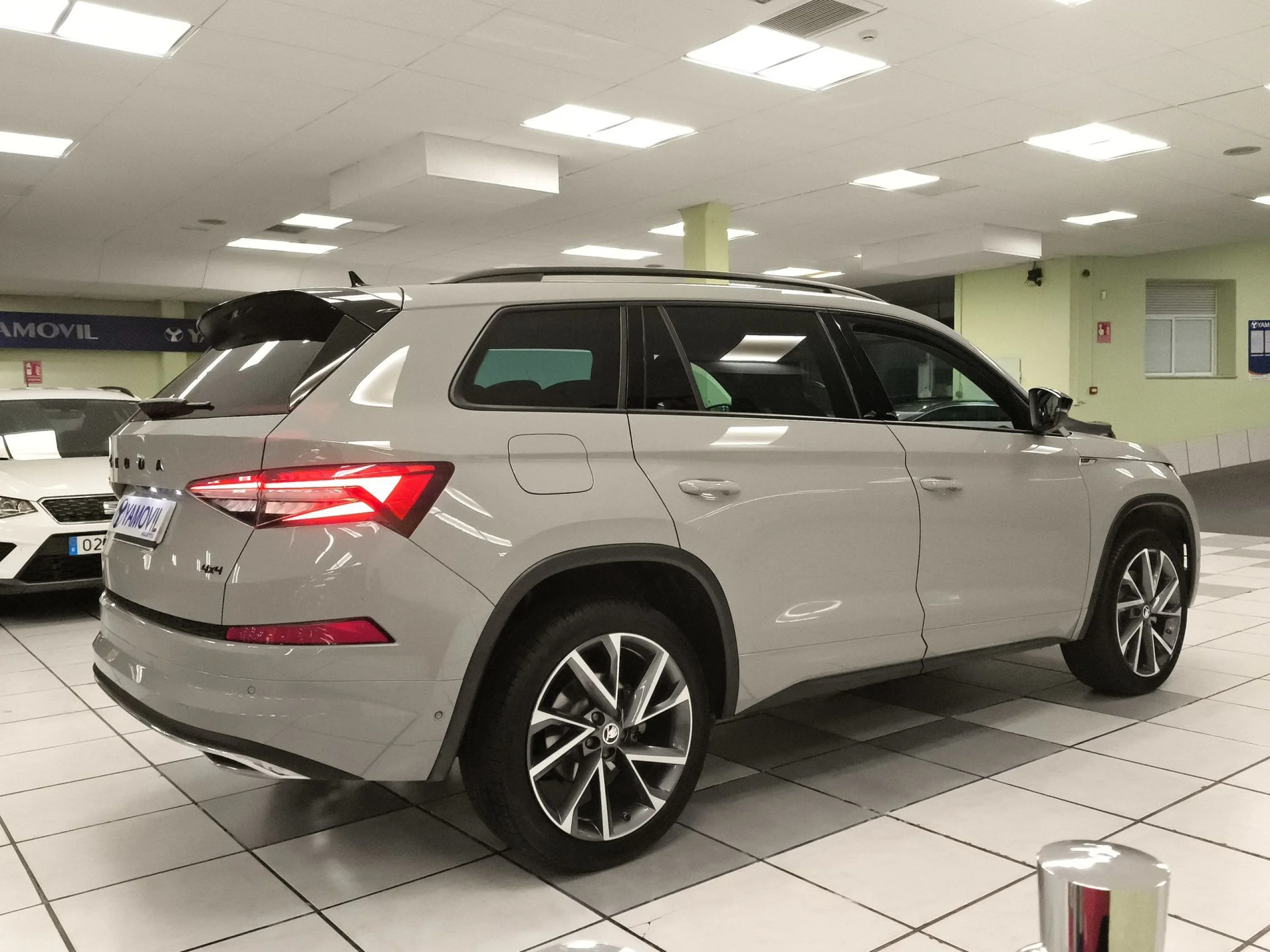 Skoda Kodiaq 2.0 TDI Sportline 4x4 DSG 147 kW (200 CV) - Foto 6