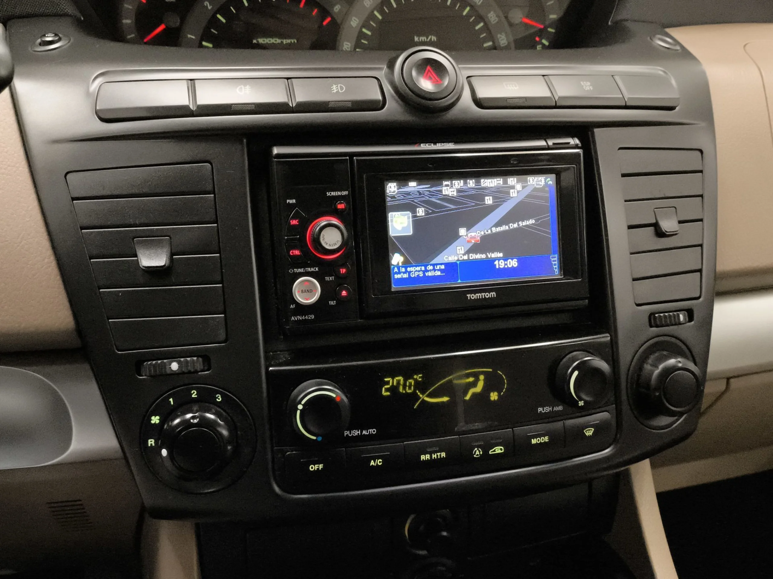 SsangYong Rodius 270 Xdi 121 kW (165 CV) - Foto 15