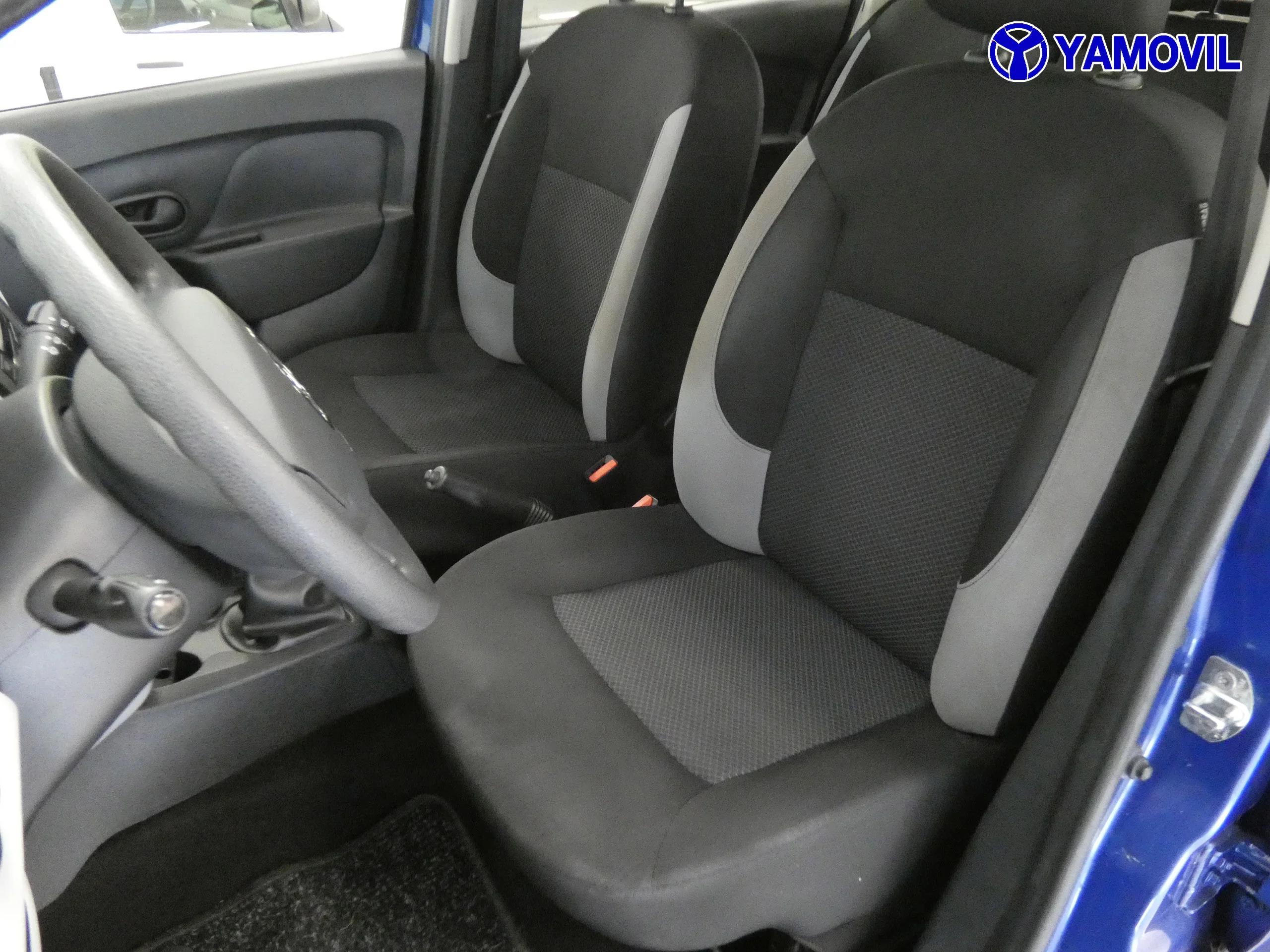 Dacia Sandero 1.2 AMBIANCE  - Foto 13