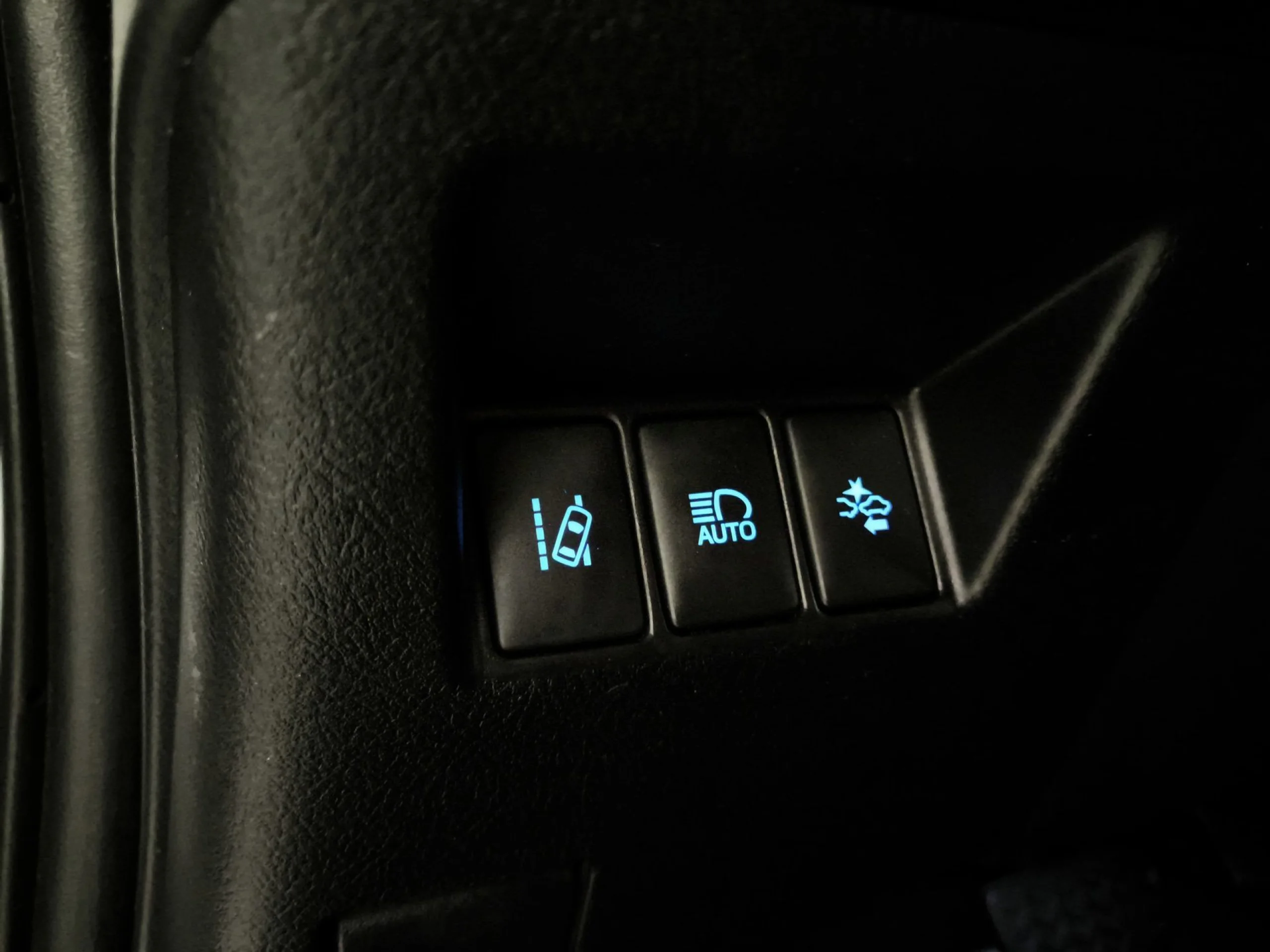 Toyota Yaris 1.5 Hybrid Advance 74 kW (100 CV) - Foto 12