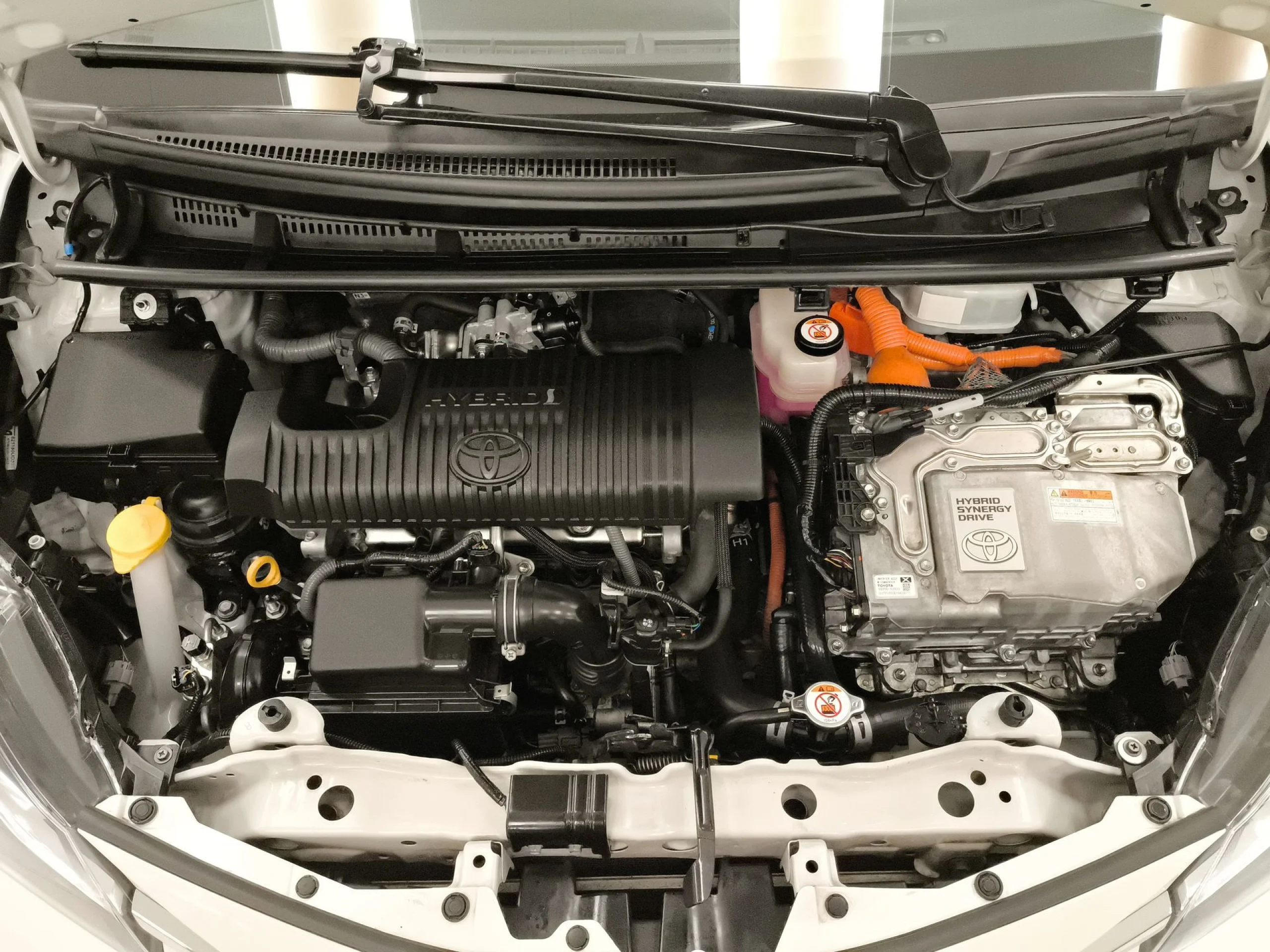 Toyota Yaris 1.5 Hybrid Advance 74 kW (100 CV) - Foto 29