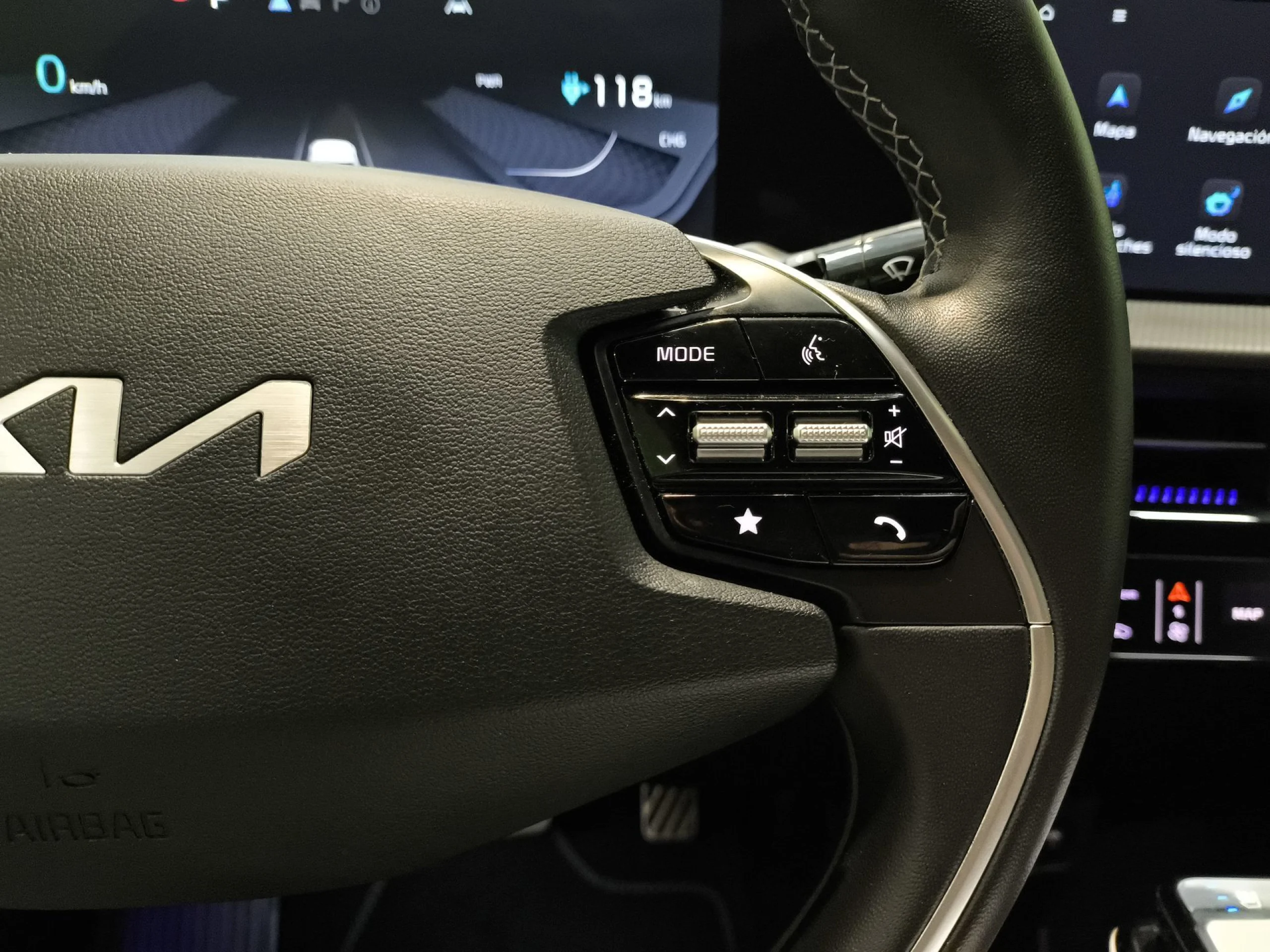 Kia EV6 GT-Line 77,4kWh Long Range RWD 168 kW (229 CV) - Foto 17