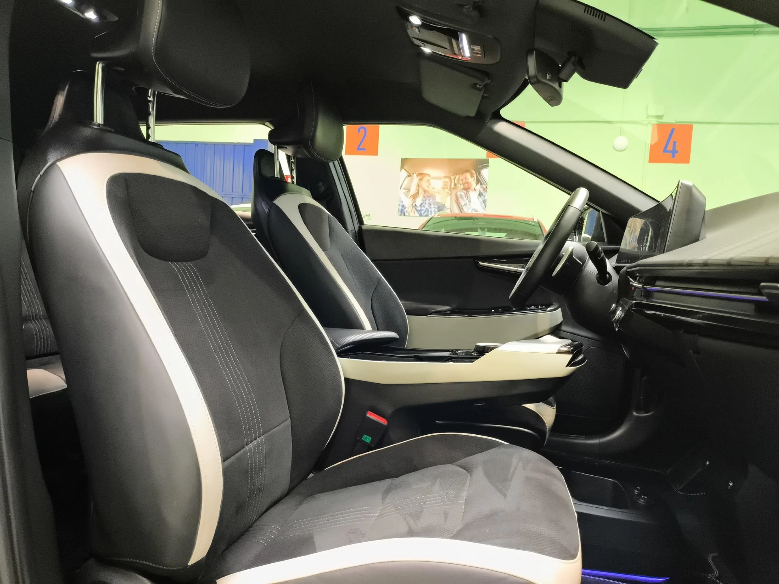 Kia EV6 GT-Line 77,4kWh Long Range RWD 168 kW (229 CV) - Foto 33