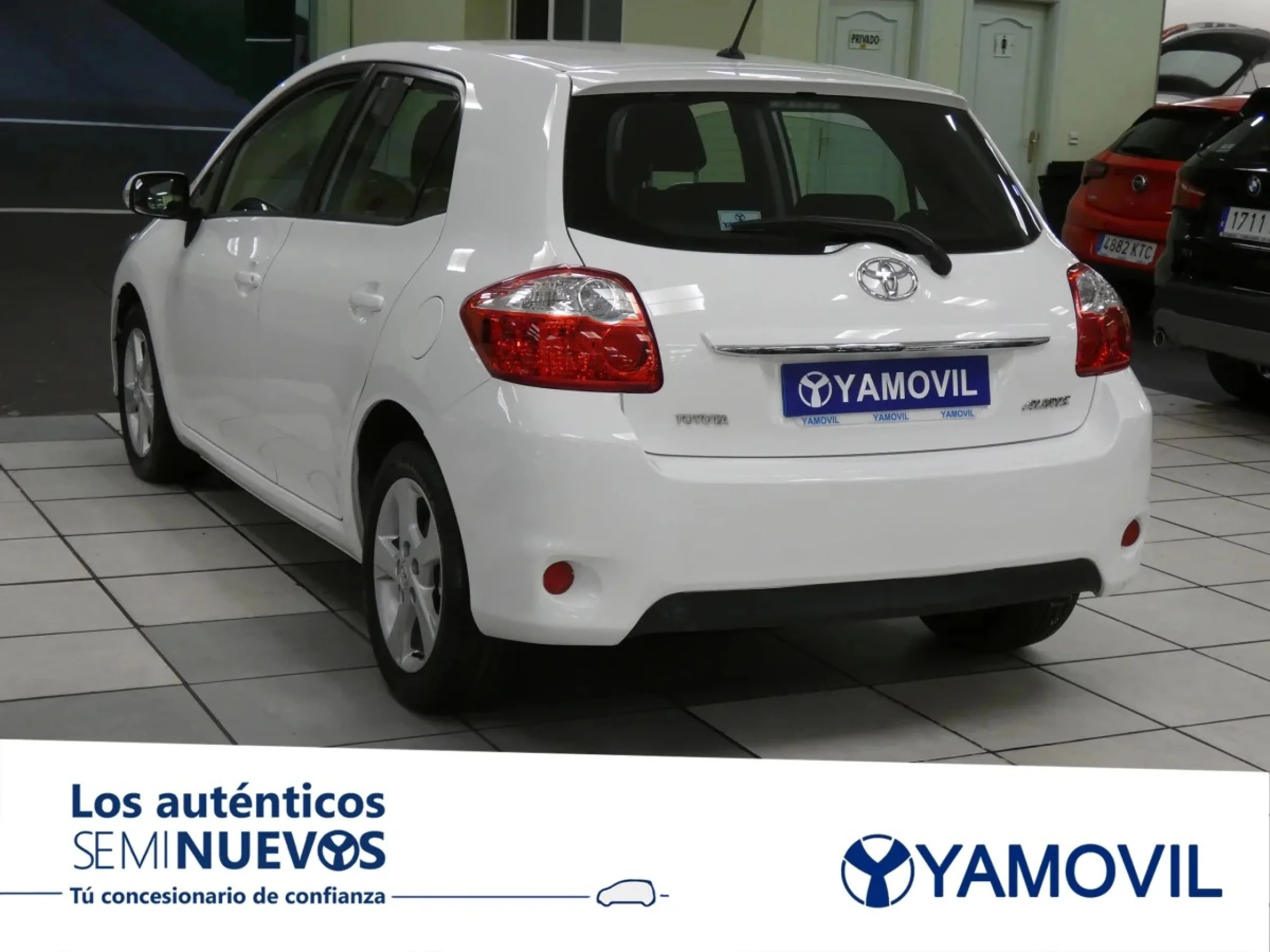 Toyota Auris 1.4 D-4D DPF Active 66 kW (90 CV) - Foto 6