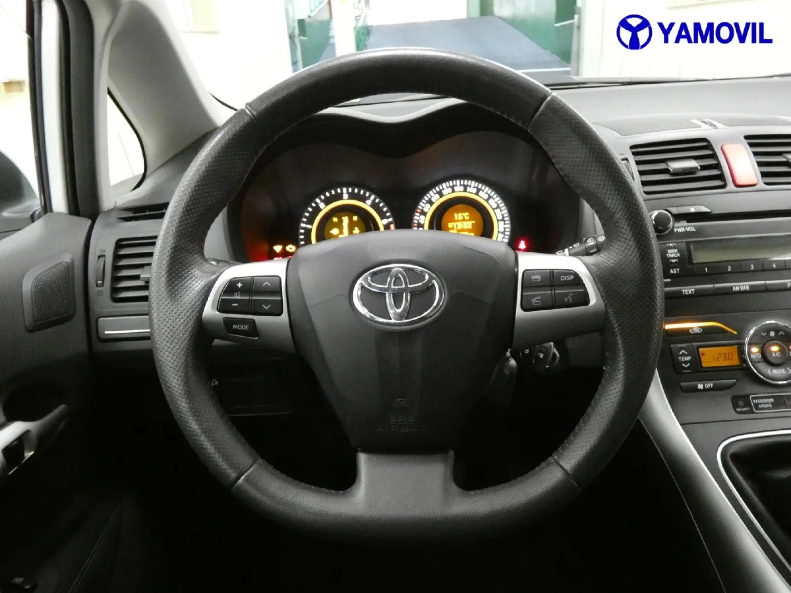Toyota Auris 1.4 D-4D DPF Active 66 kW (90 CV) - Foto 18