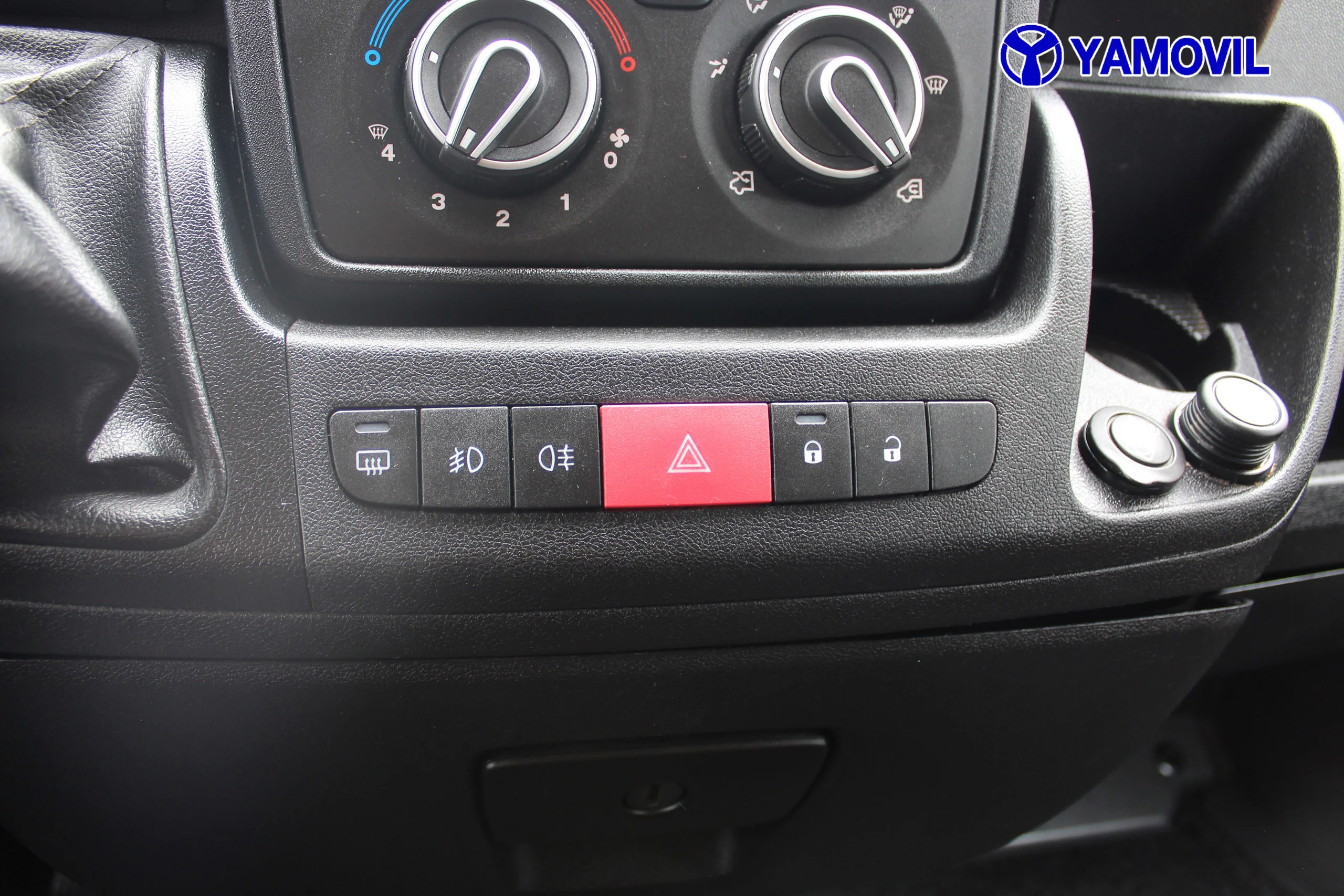 Citroen Jumper Combi HDi 120 Club 30 L1H1 88 kW (120 CV) - Foto 28