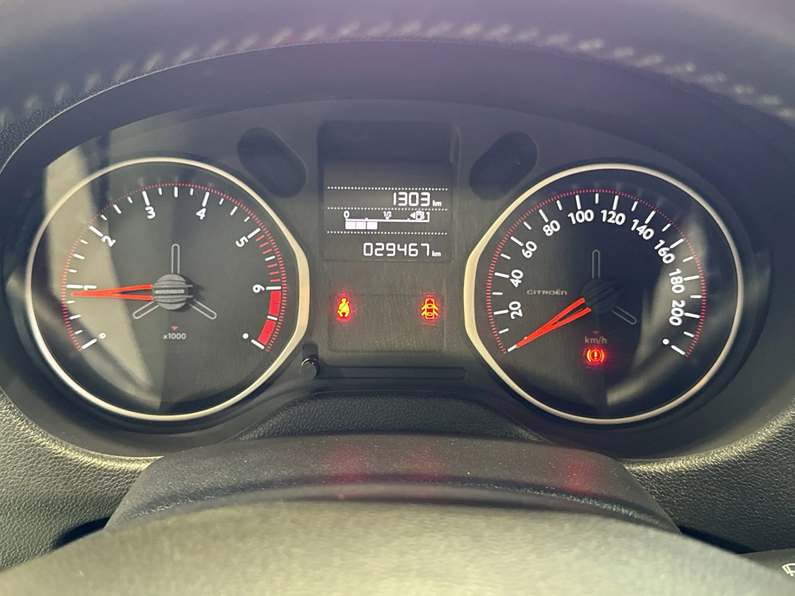 Citroen C-Elysee BlueHDi 100 Feel 74 kW (100 CV) - Foto 11