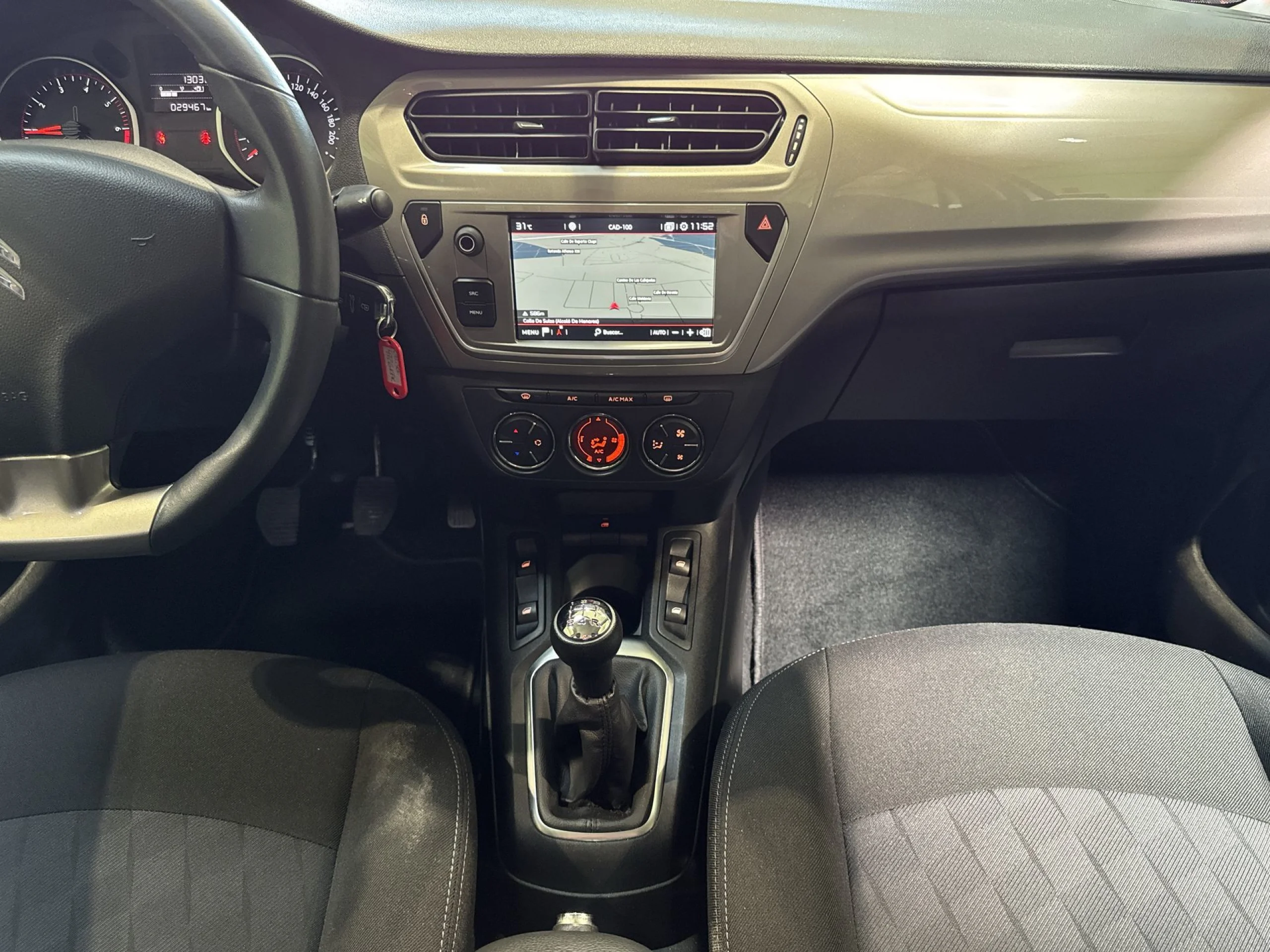 Citroen C-Elysee BlueHDi 100 Feel 74 kW (100 CV) - Foto 17